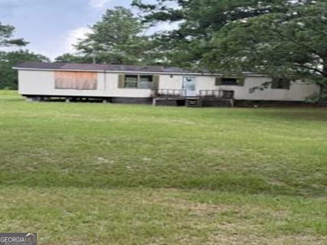 3 bedroom, 2 bathroom, 1,920 sq ft manufactured home,single family residence under contract at 2936 Piney Grove Road, Blackshear, GA 31516