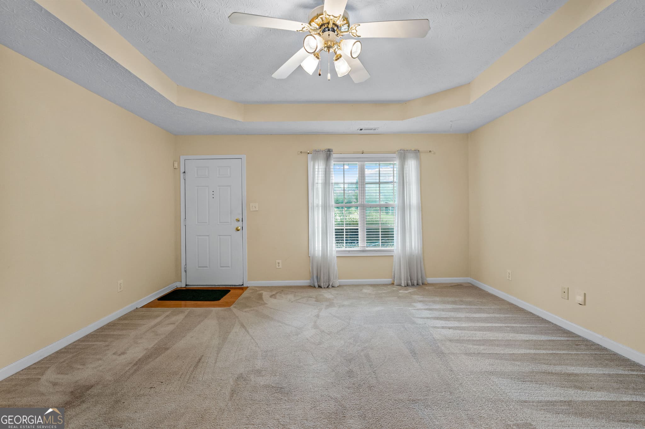 2 bedroom, 2 bathroom, 1,364 sq ft single family residence for sale at 270 Autumn Glen Circle, Fayetteville, GA 30215 — photo 8