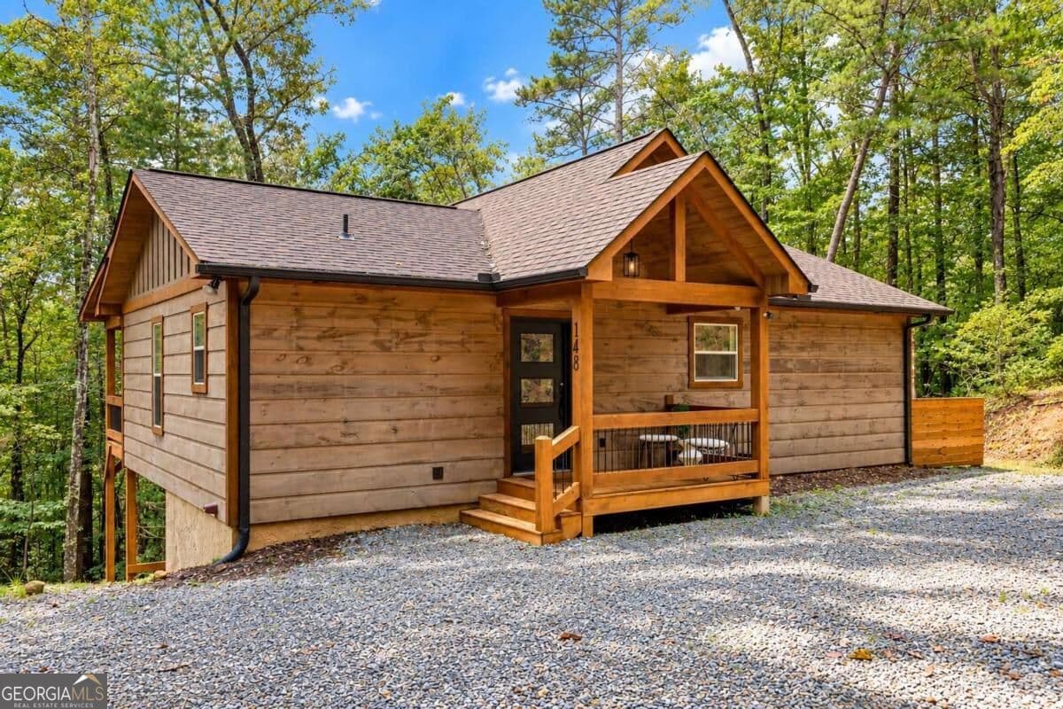 2 bedroom, 2 bathroom, 1,000 sq ft cabin,single family residence for sale at 148 Haley Drive, Cherry Log, GA 30522 — photo 3