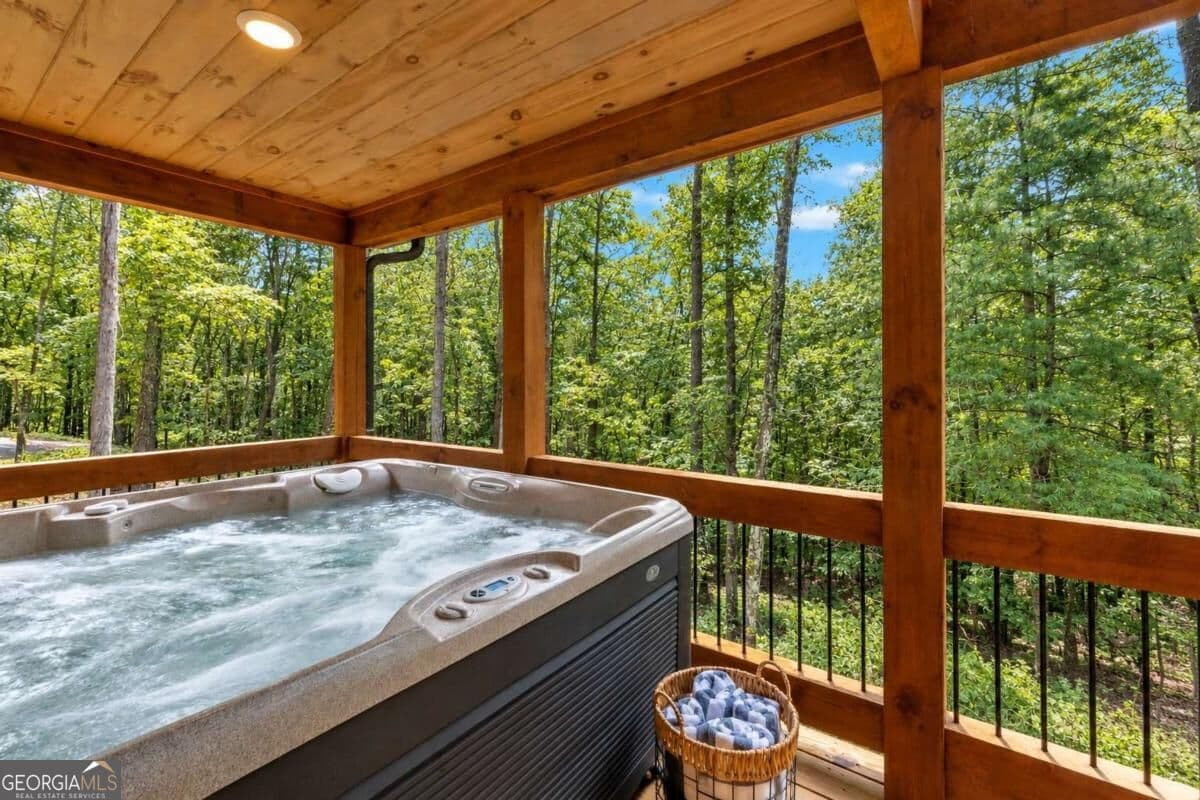 2 bedroom, 2 bathroom, 1,000 sq ft cabin,single family residence for sale at 148 Haley Drive, Cherry Log, GA 30522 — photo 4