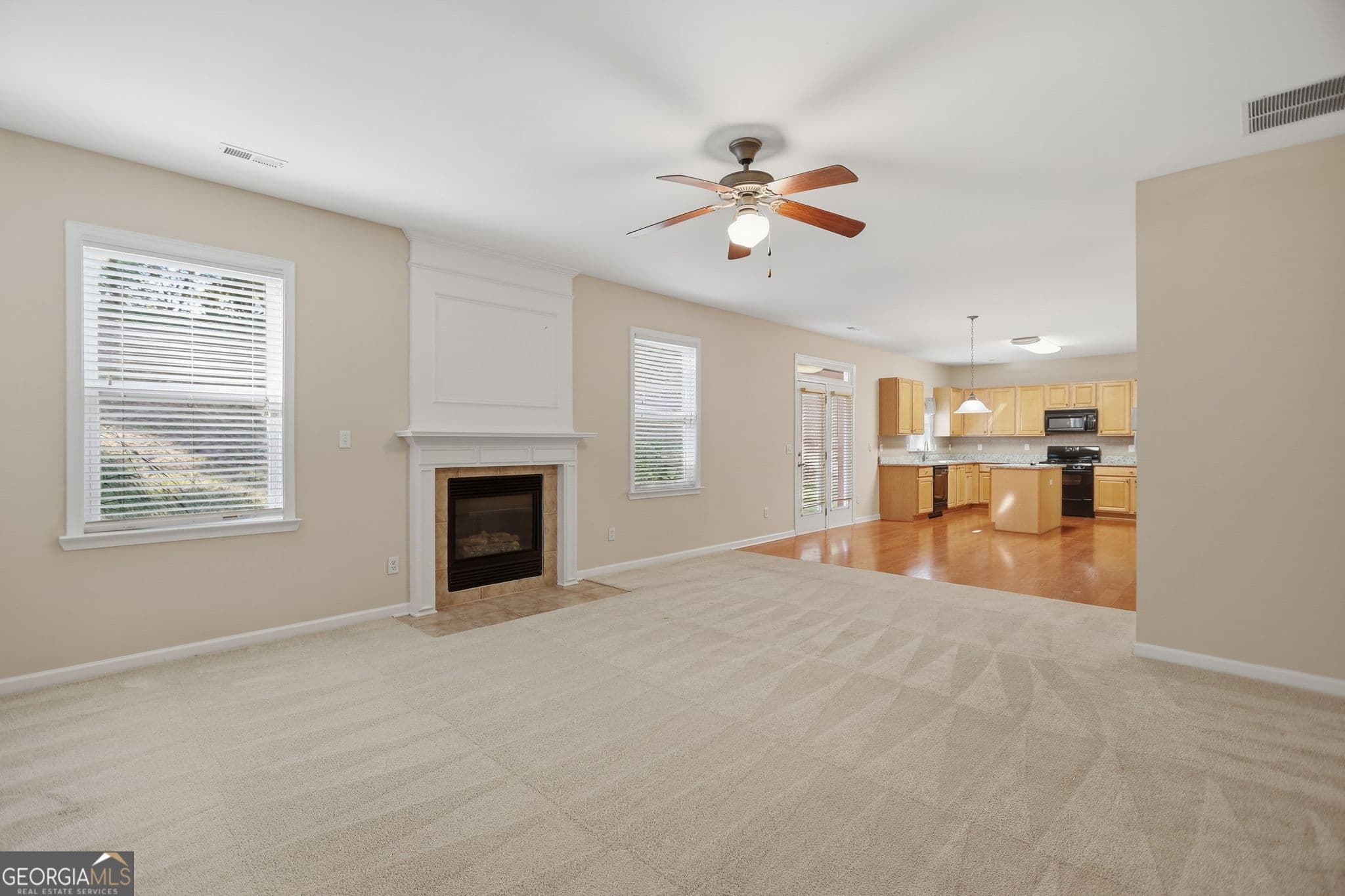 4 bedroom, 2.5 bathroom, 2,898 sq ft single family residence for rent at 111 Carlisle Street, Newnan, GA 30263 for $2,400 a month — photo 10