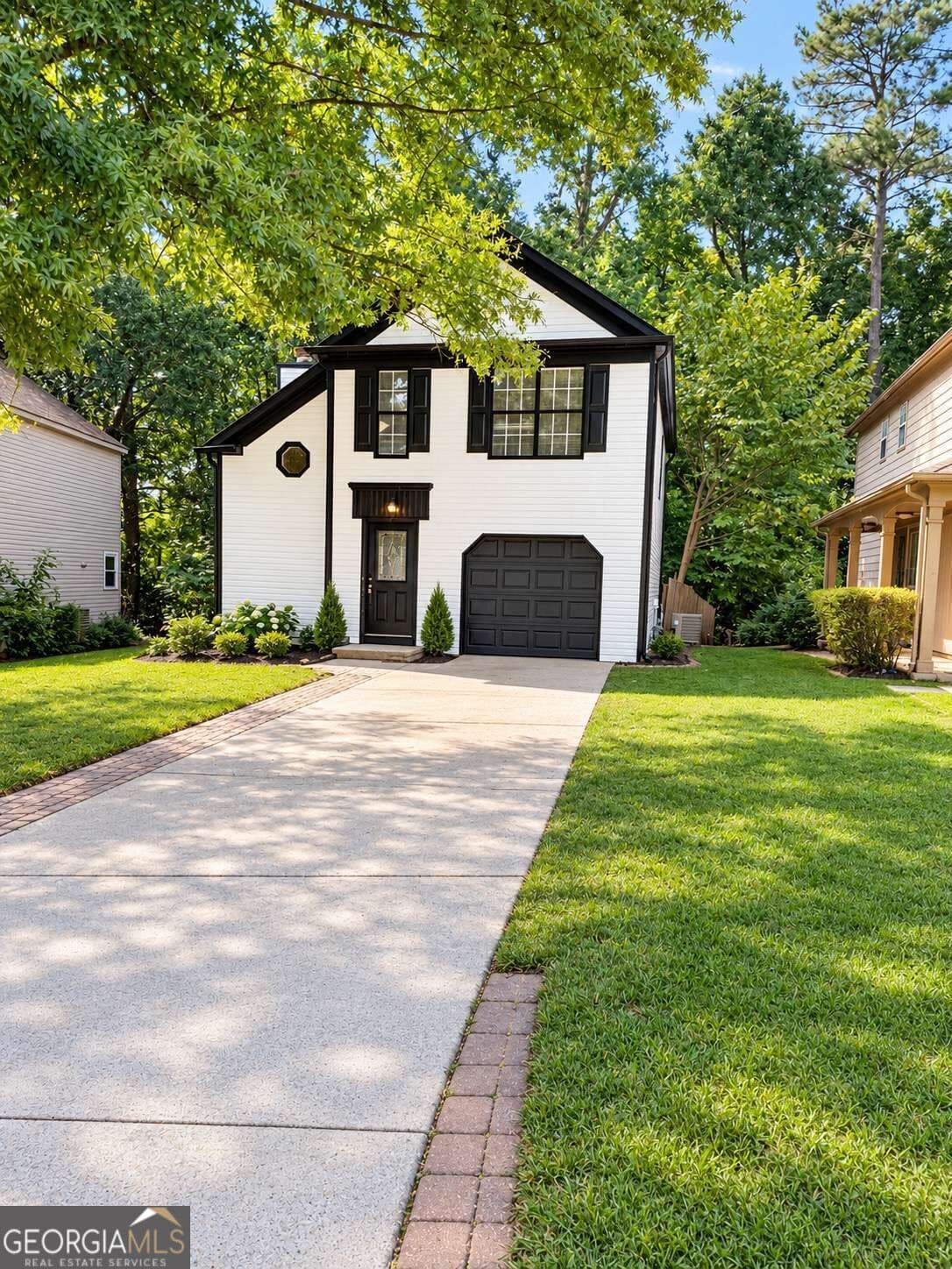 3 bedroom, 2.5 bathroom, 1,528 sq ft single family residence for sale at 821 Hampton Hill Court, Lawrenceville, GA 30044 — photo 2