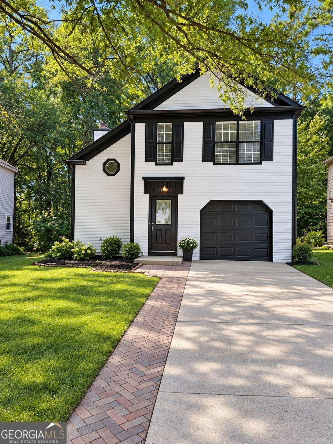 3 bedroom, 2.5 bathroom, 1,528 sq ft single family residence for sale at 821 Hampton Hill Court, Lawrenceville, GA 30044 — photo 1 of 29