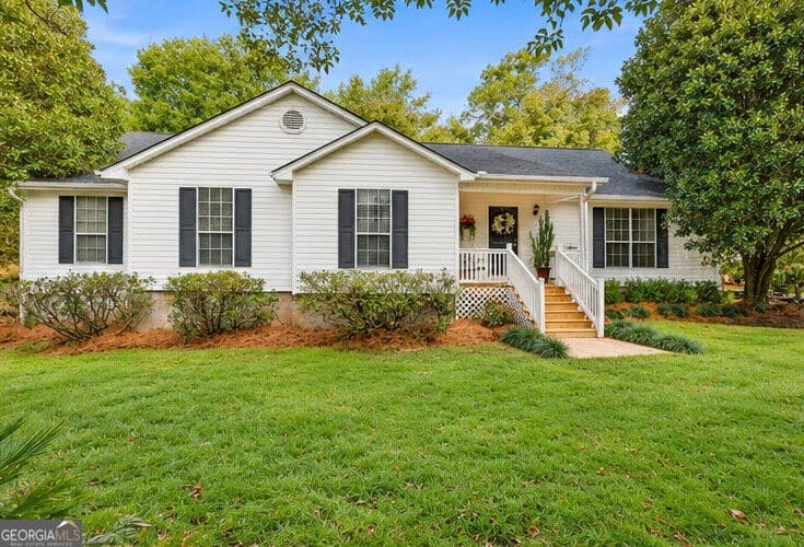 4 bedroom, 2 bathroom, 2,803 sq ft single family residence for sale at 253 Graham Woods Drive, Gray, GA 31032 — photo 2