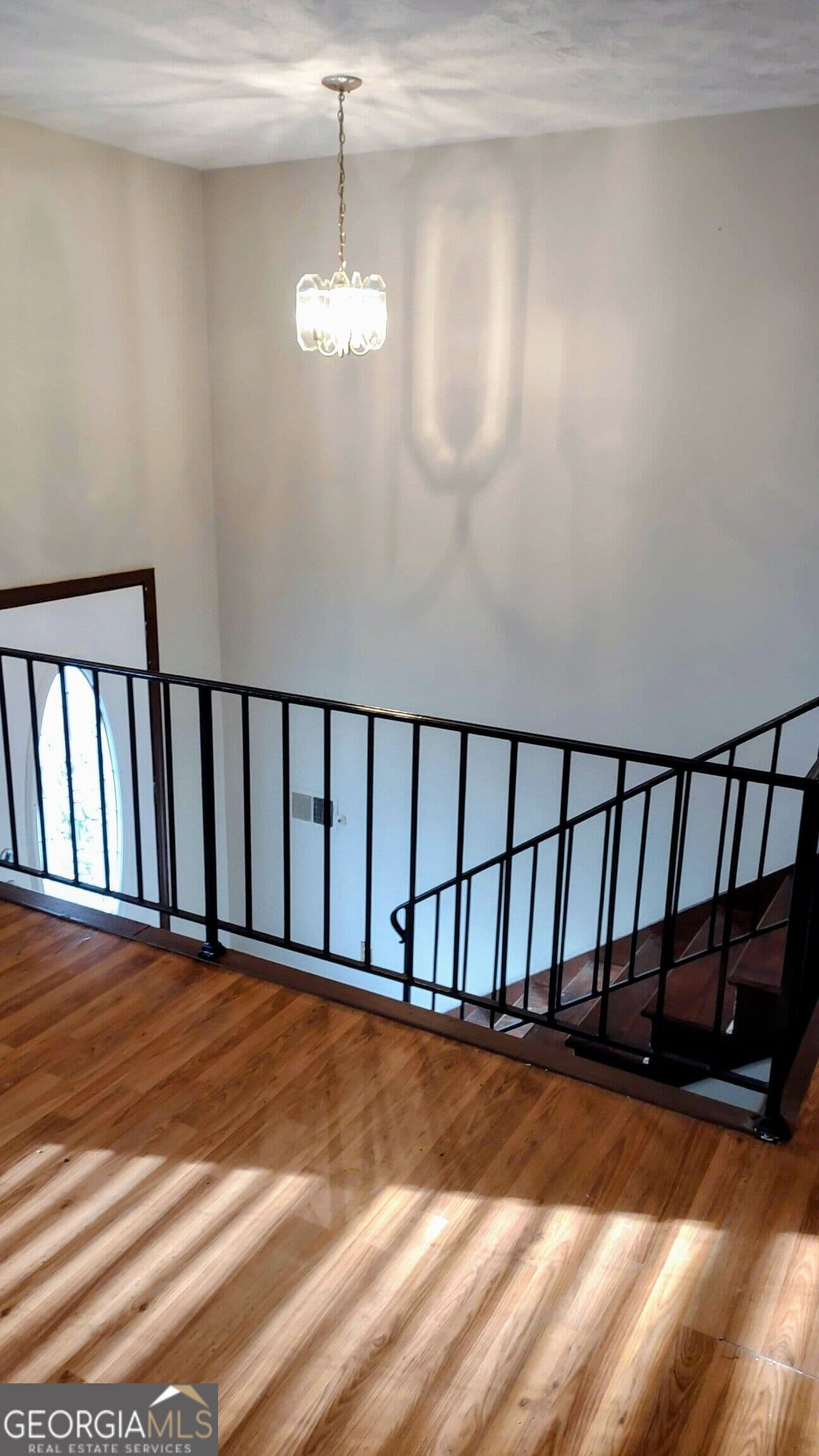 4 bedroom, 2.5 bathroom, 2,460 sq ft single family residence for sale at 401 Pineburr Lane, Stone Mountain, GA 30087 — photo 3