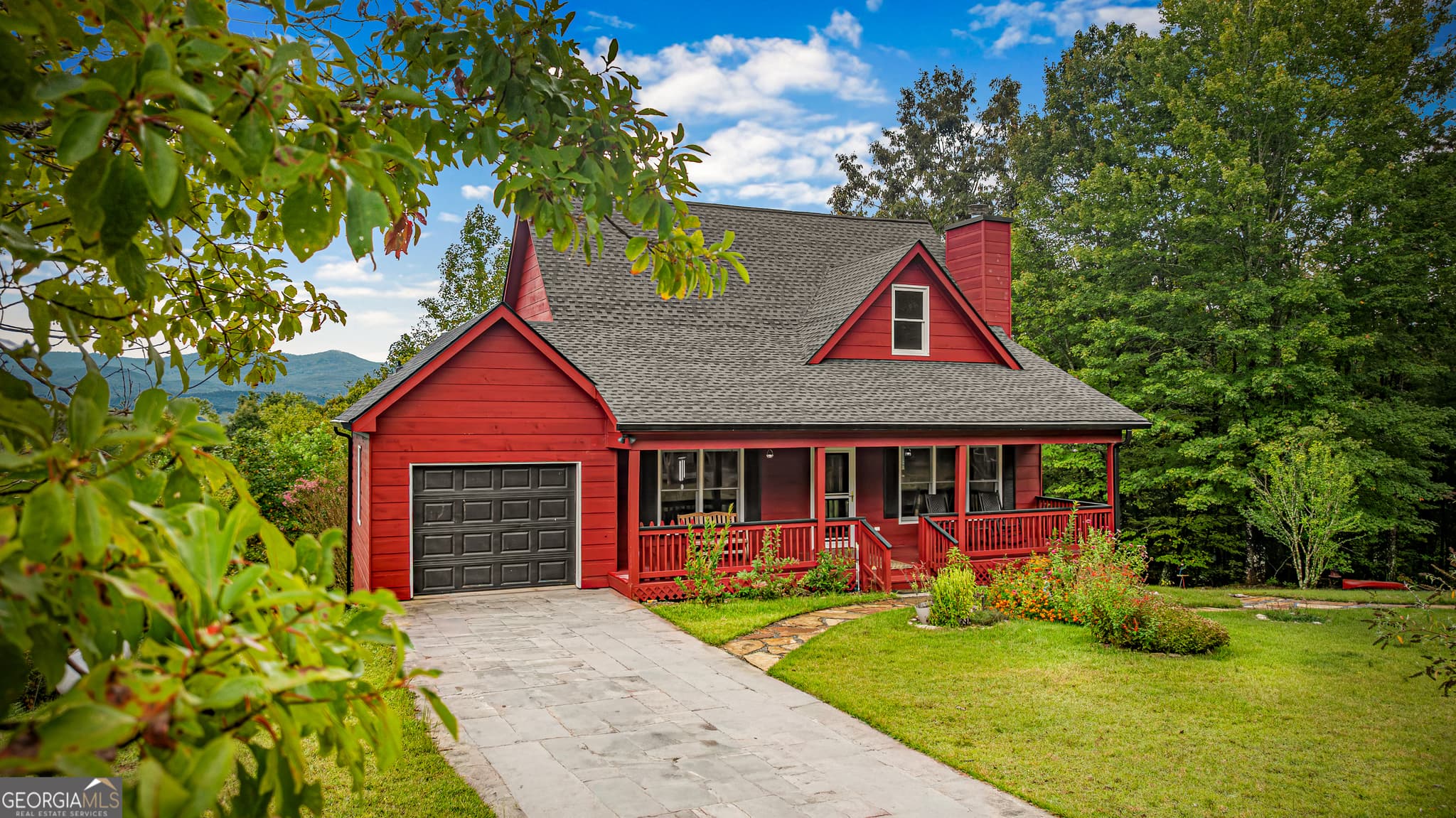 4 bedroom, 3 bathroom, 2,728 sq ft single family residence for sale at 132 New Berry Street, Ellijay, GA 30540 — photo 1 of 82