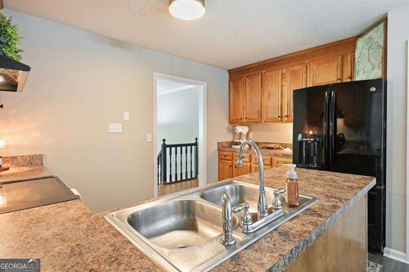 4 bedroom, 3 bathroom, 2,696 sq ft single family residence for sale at 714 Players Court, Woodstock, GA 30189 — photo 10