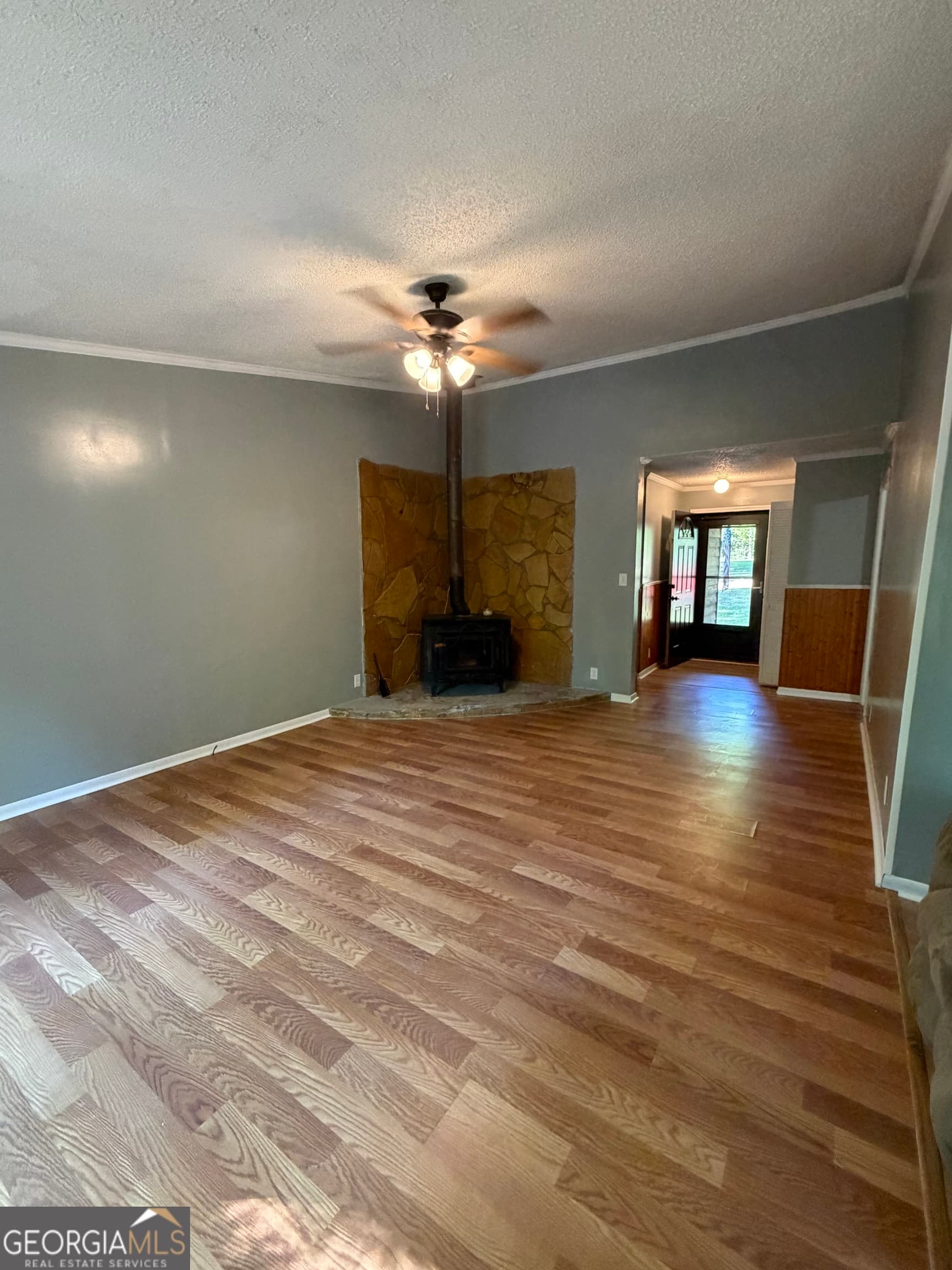 3 bedroom, 2 bathroom, 2,005 sq ft single family residence for sale at 221 Oak Valley Drive, Macon, GA 31217 — photo 6