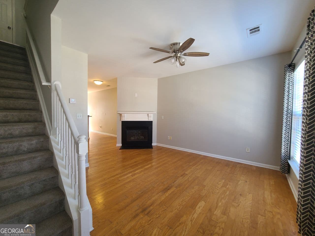 3 bedroom, 2.5 bathroom, 594 sq ft townhouse for sale at 3267 MILL SPRINGS Circle, Buford, GA 30519 — photo 8