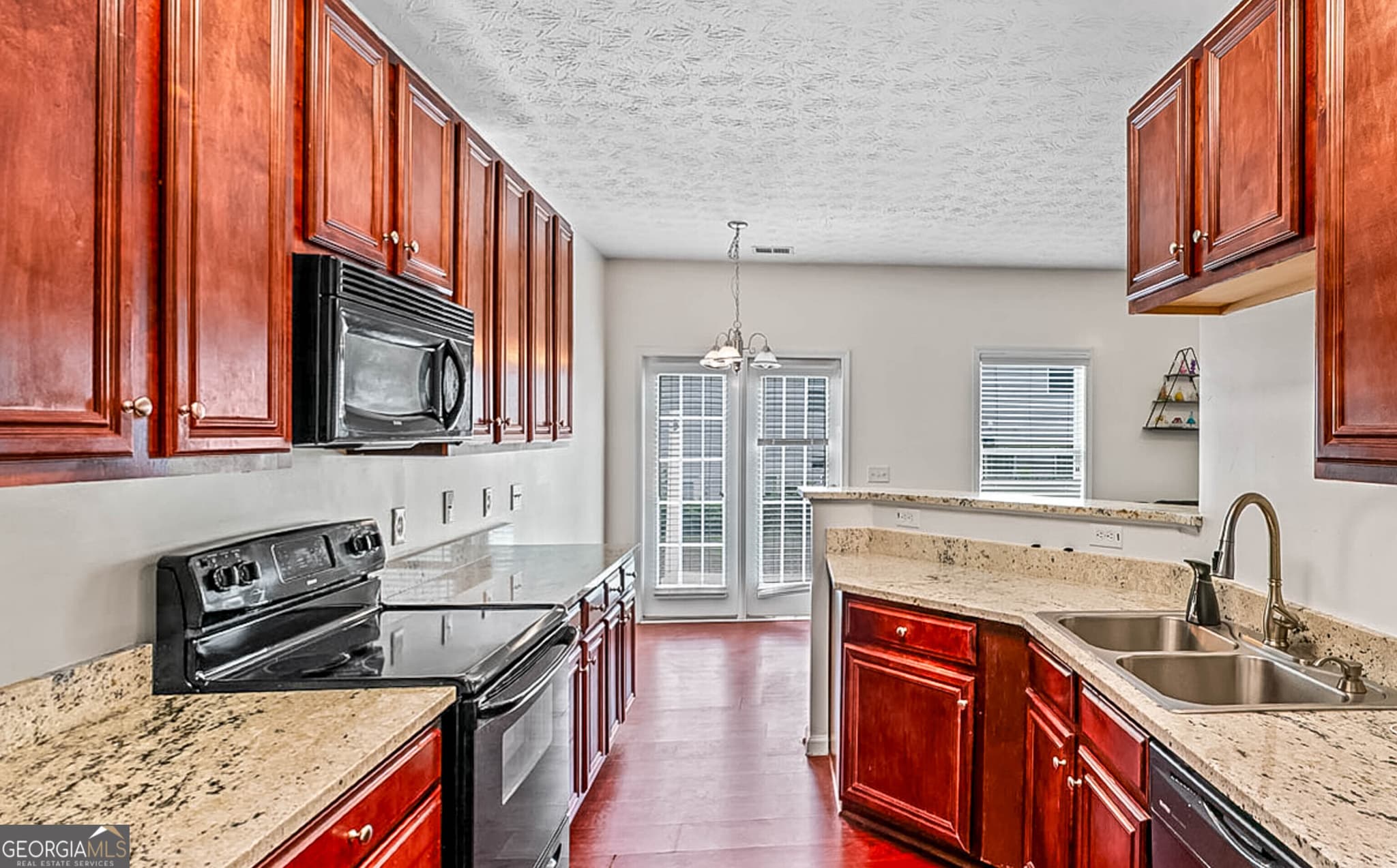 3 bedroom, 2.5 bathroom, 1,590 sq ft townhouse for rent at 2555 Flat Shoals Road APT 2006, South Fulton, GA 30349 for $2,000 a month — photo 6