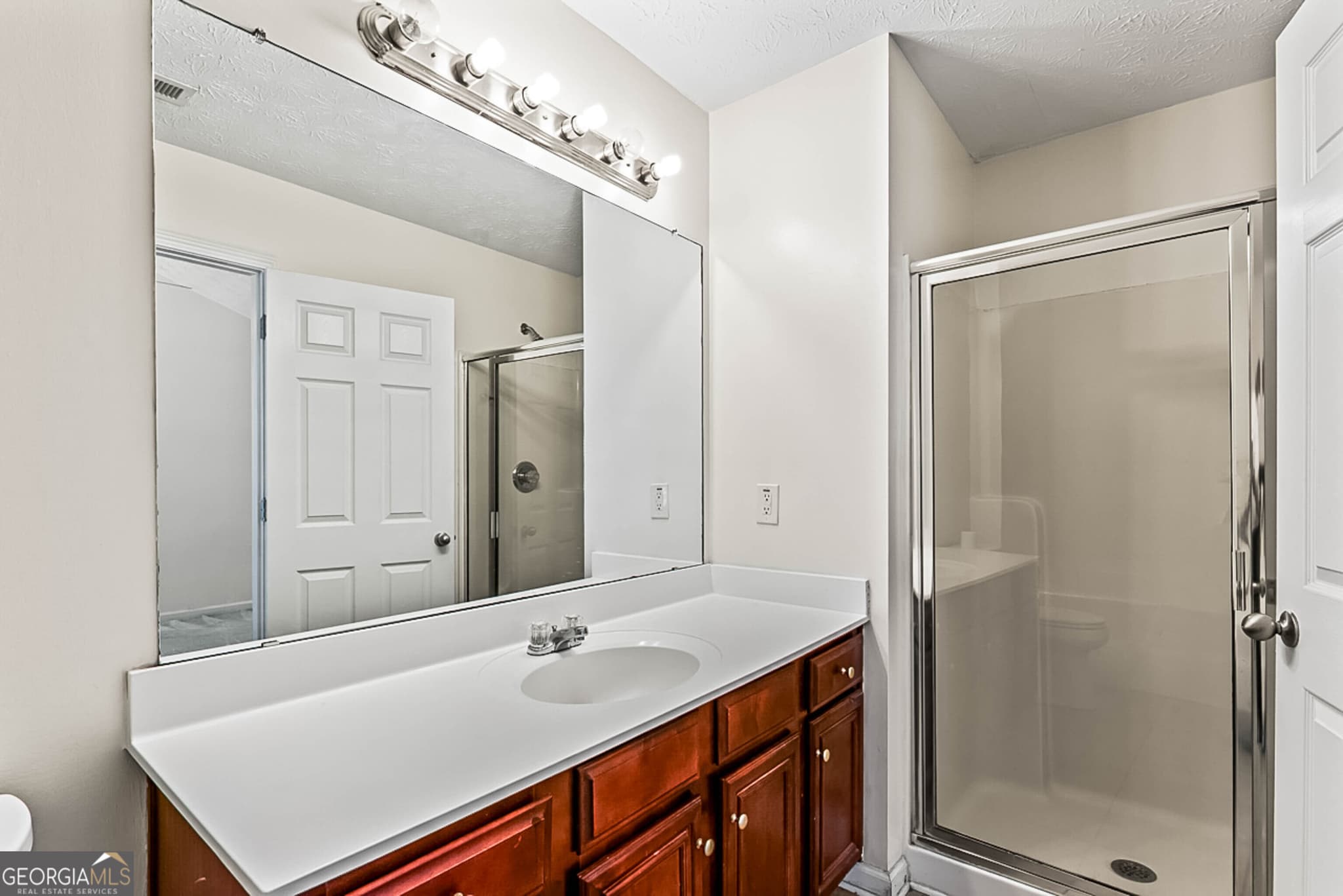 3 bedroom, 2.5 bathroom, 1,590 sq ft townhouse for rent at 2555 Flat Shoals Road APT 2006, South Fulton, GA 30349 for $2,000 a month — photo 10