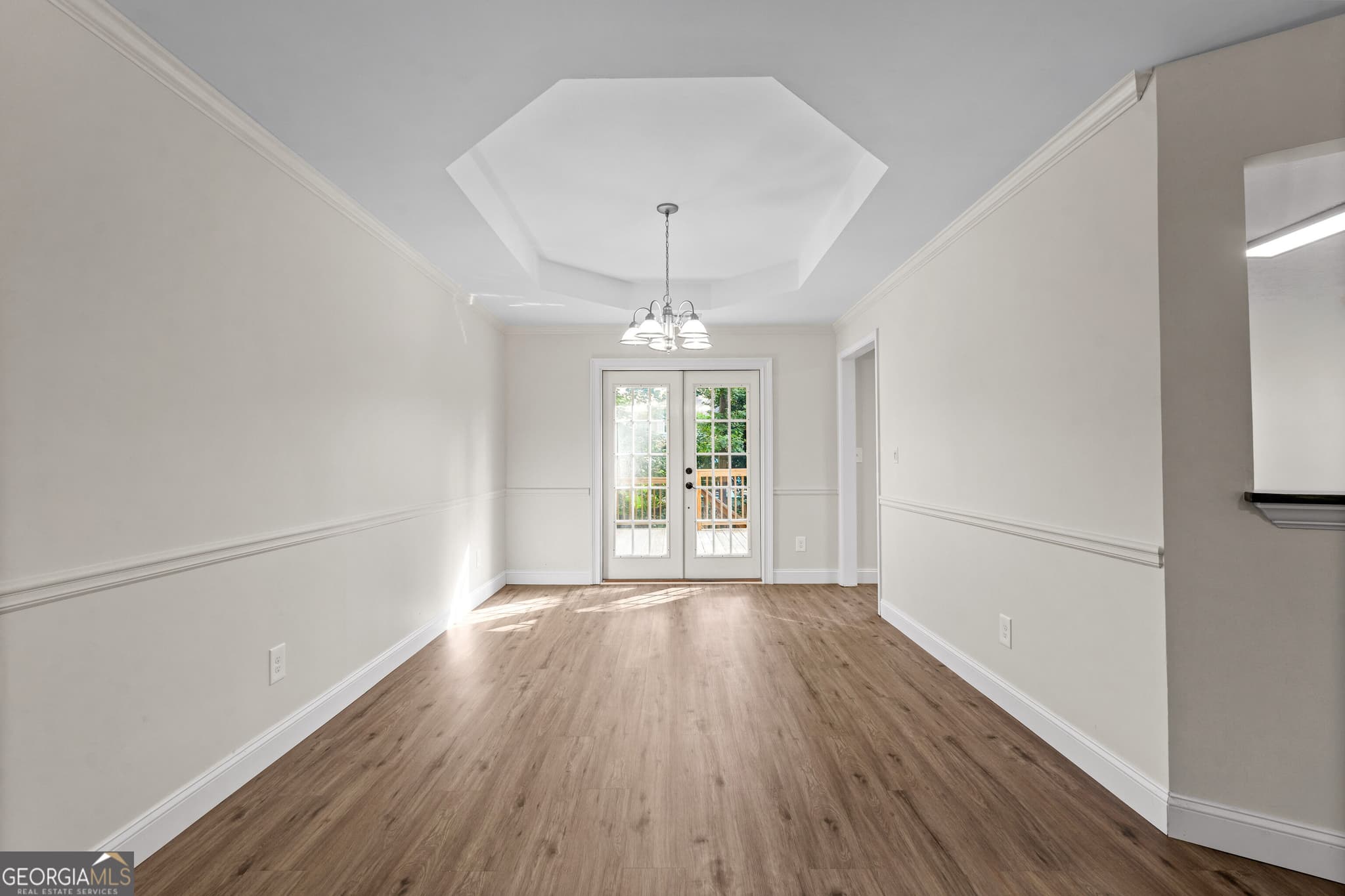 4 bedroom, 3 bathroom, 2,124 sq ft single family residence for sale at 120 Woodstream Drive, Newnan, GA 30265 — photo 9