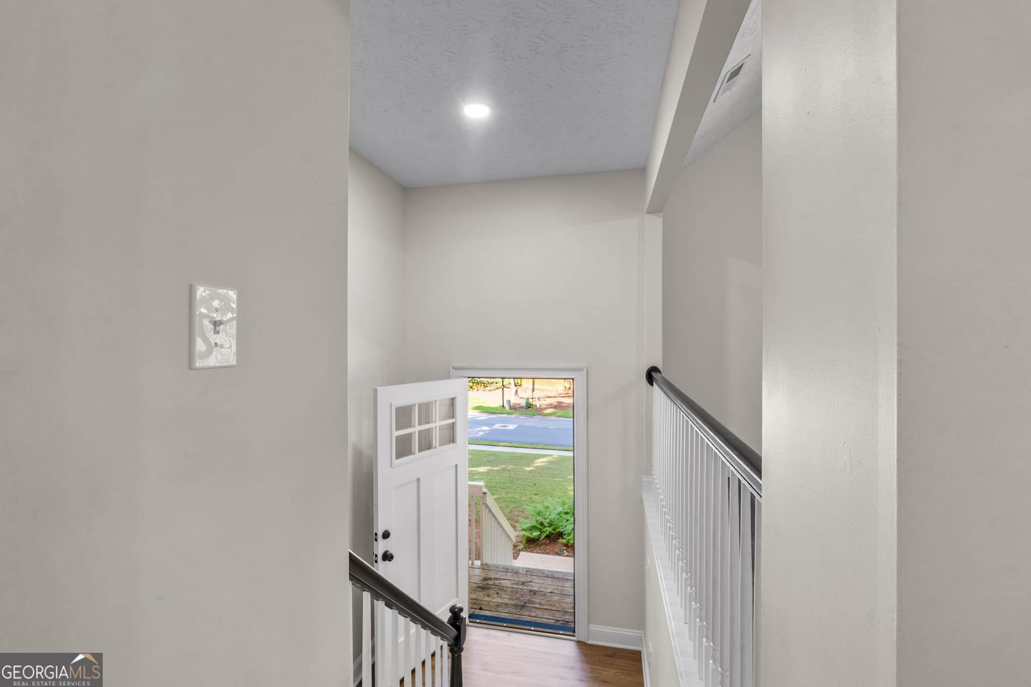 4 bedroom, 3 bathroom, 2,124 sq ft single family residence for sale at 120 Woodstream Drive, Newnan, GA 30265 — photo 4