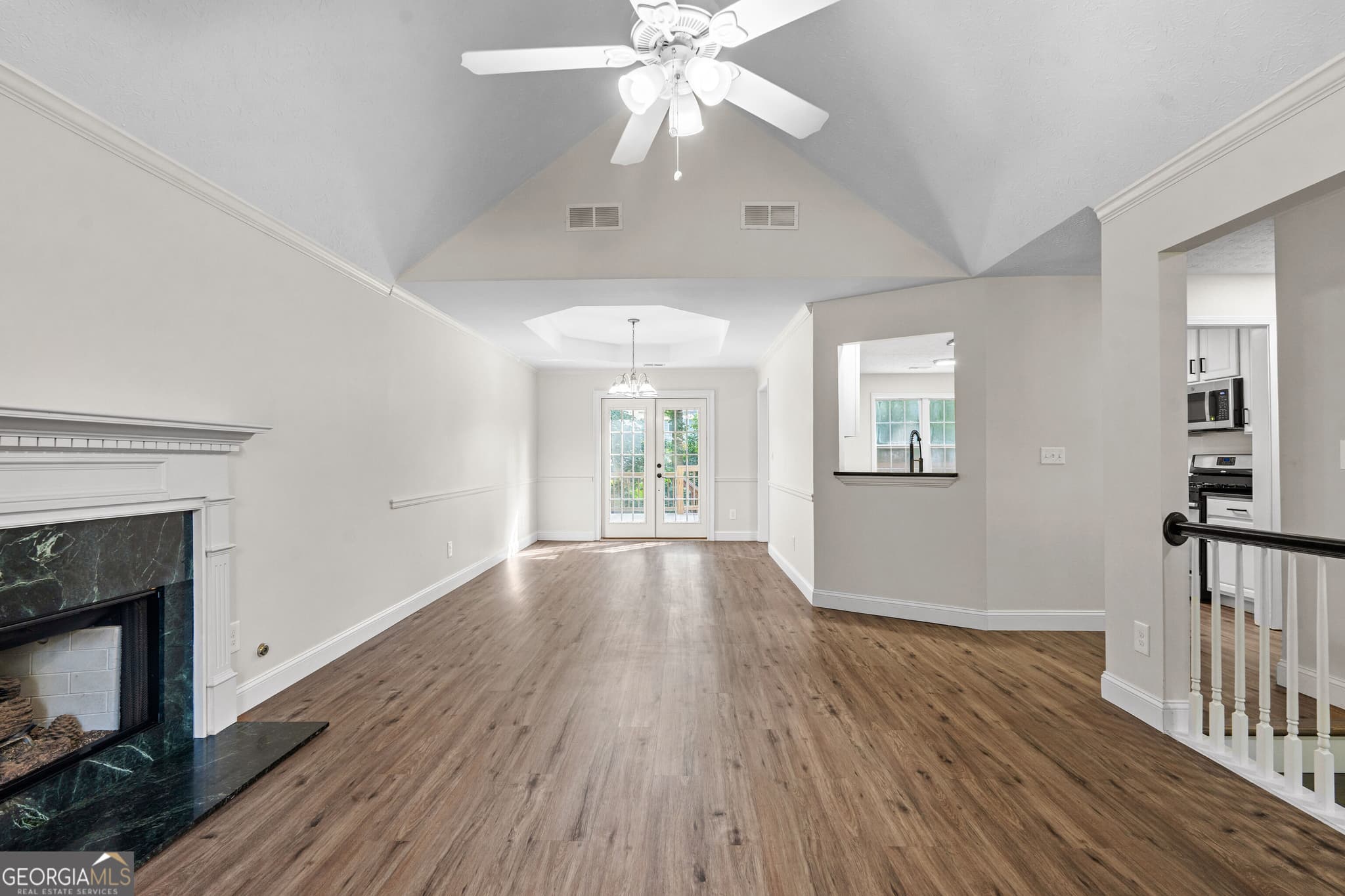 4 bedroom, 3 bathroom, 2,124 sq ft single family residence for sale at 120 Woodstream Drive, Newnan, GA 30265 — photo 8