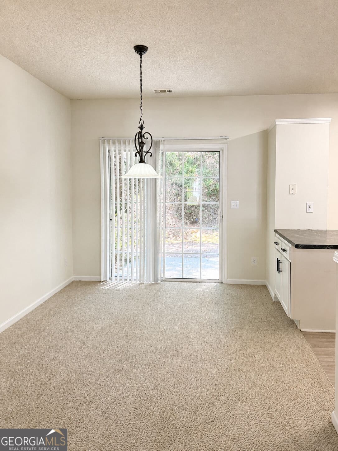 3 bedroom, 2.5 bathroom, 1,344 sq ft townhouse for rent at 9155 Nesbit Ferry Road 82, Alpharetta, GA 30022 for $2,000 a month — photo 3