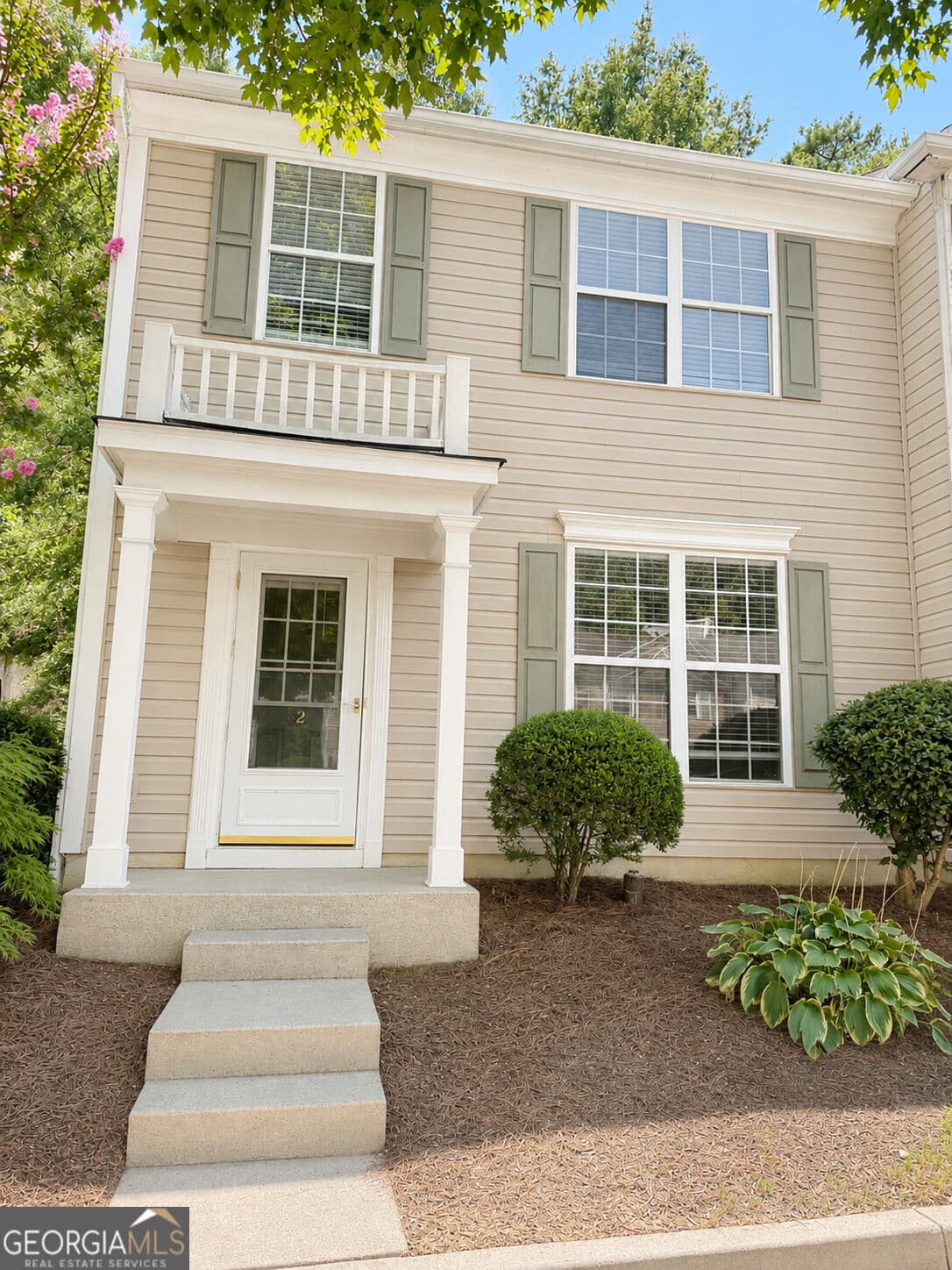 3 bedroom, 2.5 bathroom, 1,344 sq ft townhouse for rent at 9155 Nesbit Ferry Road 82, Alpharetta, GA 30022 for $2,000 a month — photo 1 of 21