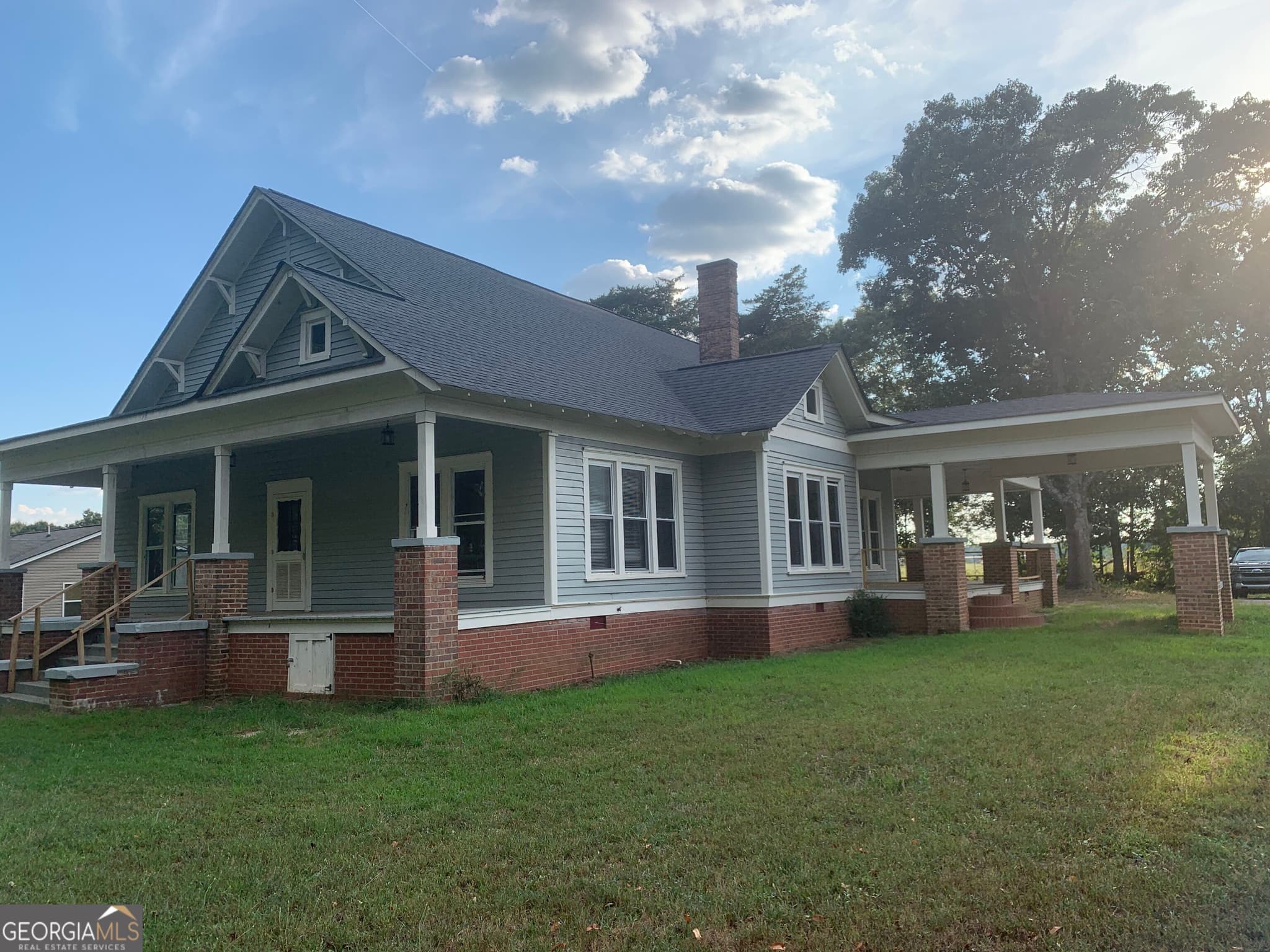 3 bedroom, 2 bathroom, 1,874 sq ft single family residence for sale at 2928 Mt Hebron Road, Hartwell, GA 30643 — photo 3