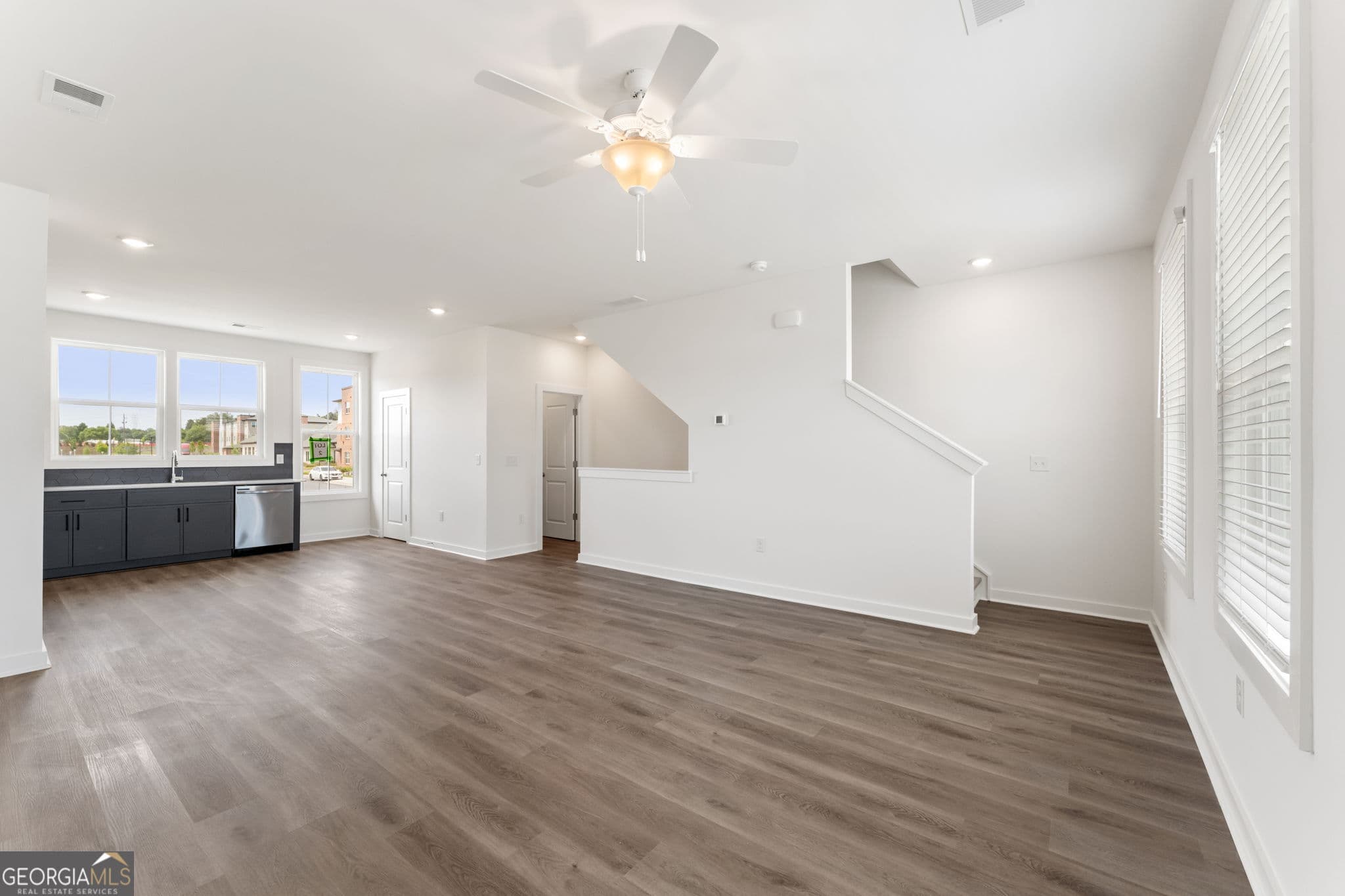 3 bedroom, 2.5 bathroom townhouse for sale at 1103 Hodgepodge Way LOT 2, Atlanta, GA 30316 — photo 2