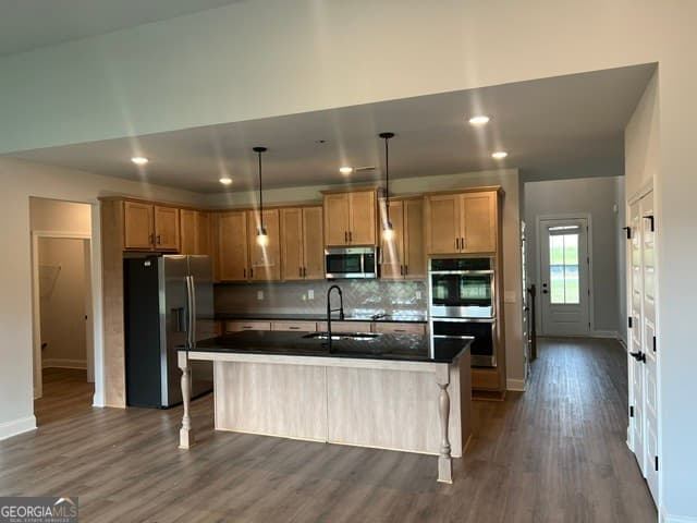 4 bedroom, 2.5 bathroom, 2,286 sq ft single family residence for sale at 901 Nora Eloise Drive LOT 32, Bonaire, GA 31005 — photo 5