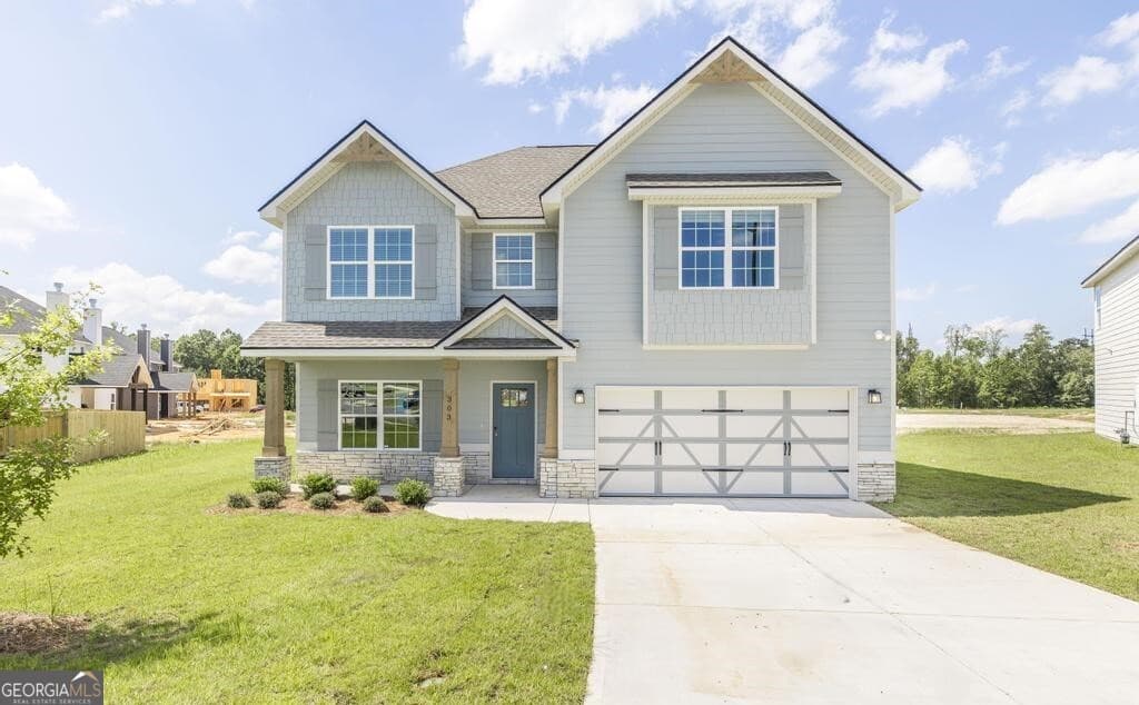 4 bedroom, 2.5 bathroom, 2,406 sq ft single family residence sold at 303 Waldrop Loop 223, Bonaire, GA 31005