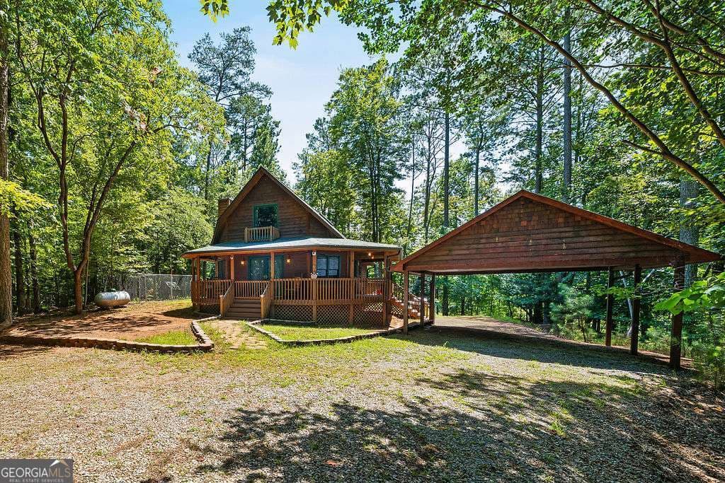 2 bedroom, 1.5 bathroom, 1,176 sq ft cabin,single family residence for sale at 1247 Newport Drive, Ellijay, GA 30540 — photo 5