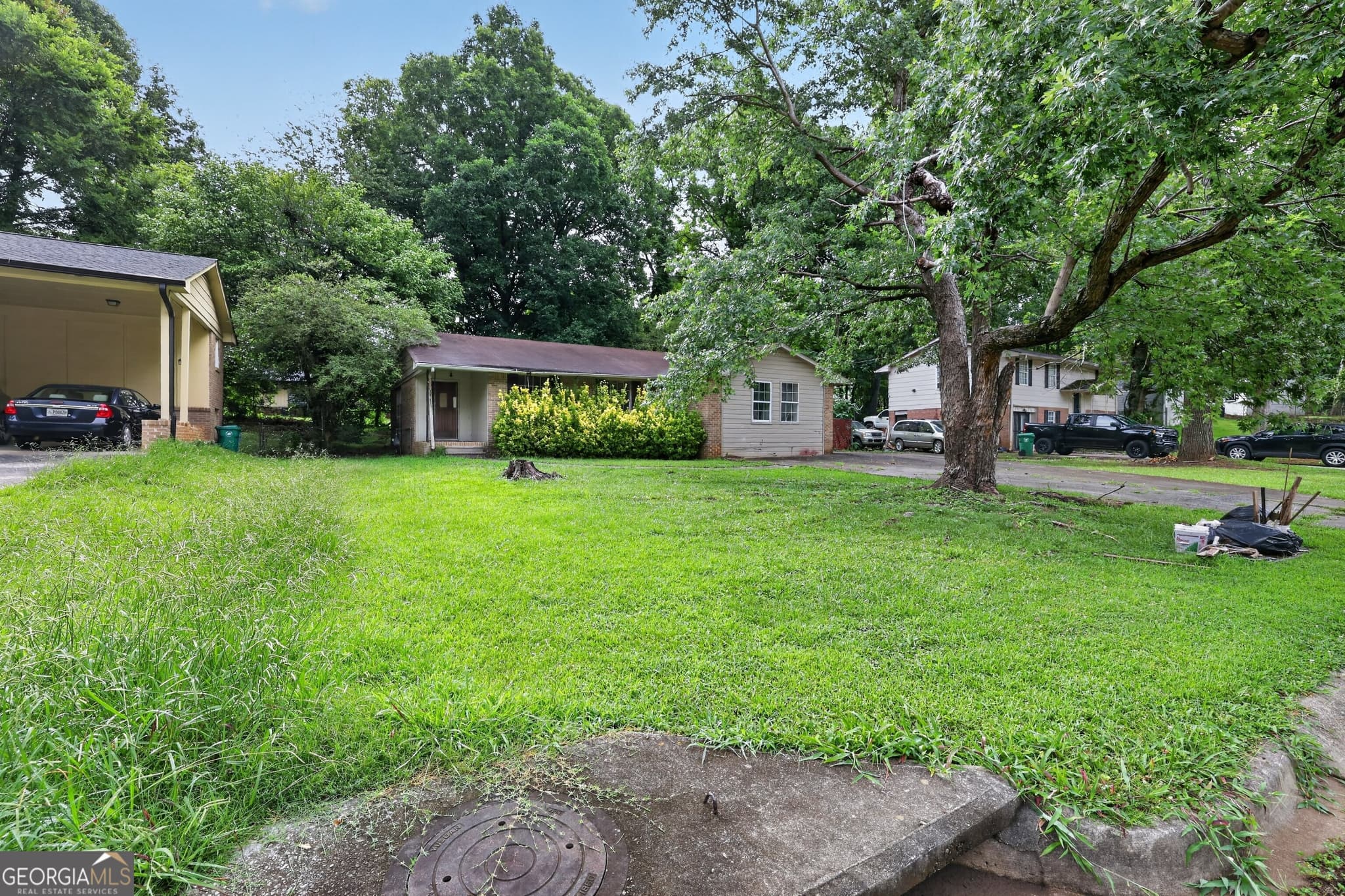 3 bedroom, 2 bathroom, 1,837 sq ft single family residence for sale at 3013 Orbit Circle, Ellenwood, GA 30294 — photo 4