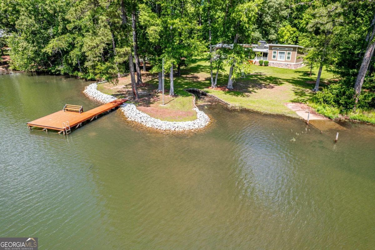 3 bedroom, 2.5 bathroom, 1,674 sq ft single family residence for sale at 106 Twisting Hill Lane, Eatonton, GA 31024 — photo 2