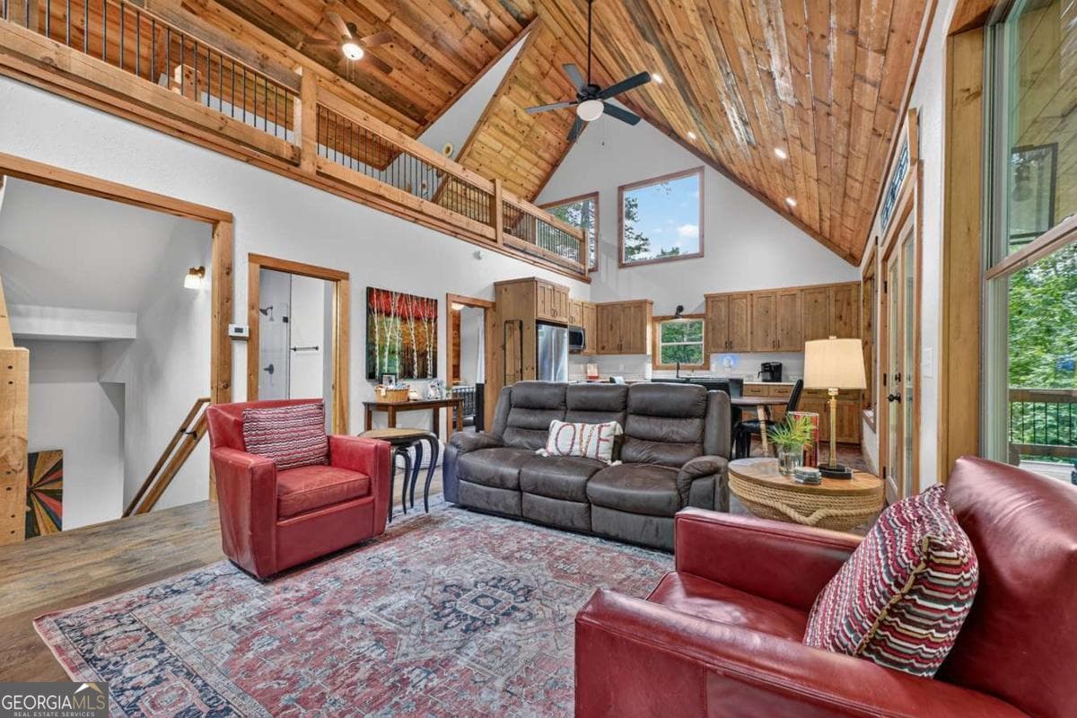 3 bedroom, 2 bathroom, 2,040 sq ft cabin,single family residence for sale at 232 Ridge Oaks Way, Ellijay, GA 30540 — photo 7