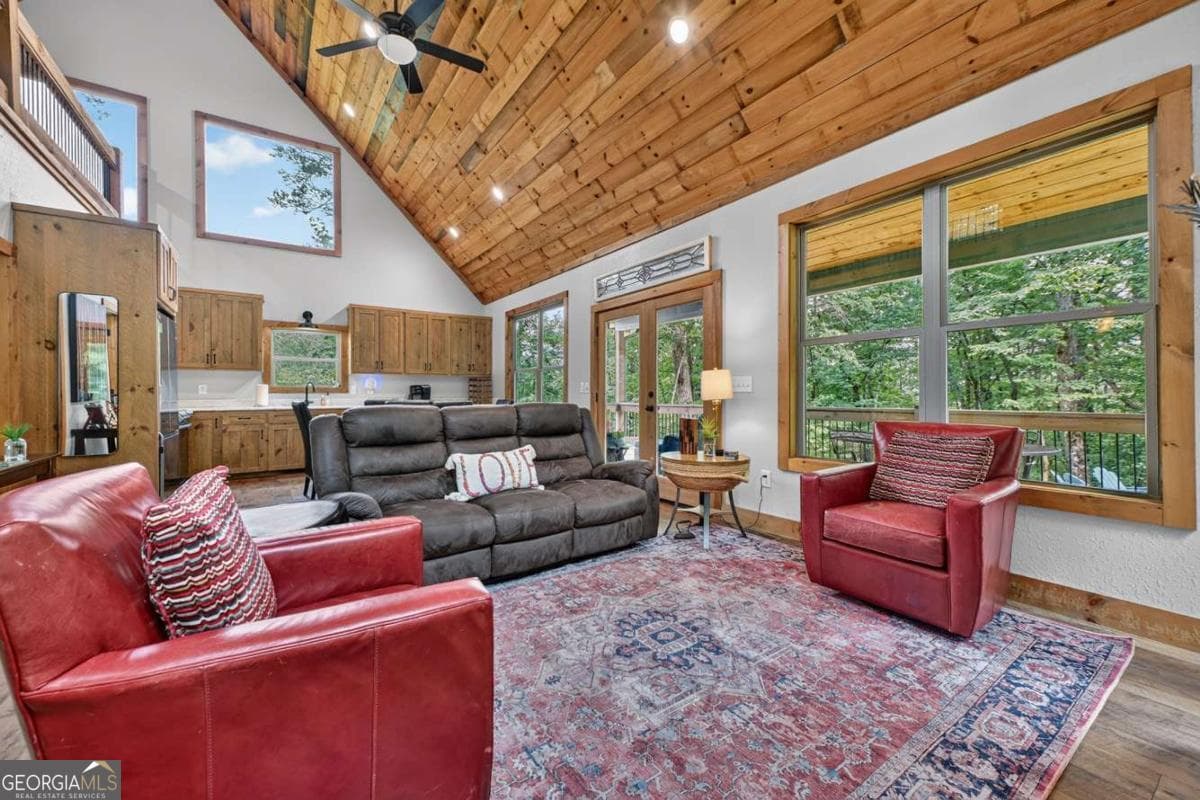 3 bedroom, 2 bathroom, 2,040 sq ft cabin,single family residence for sale at 232 Ridge Oaks Way, Ellijay, GA 30540 — photo 5