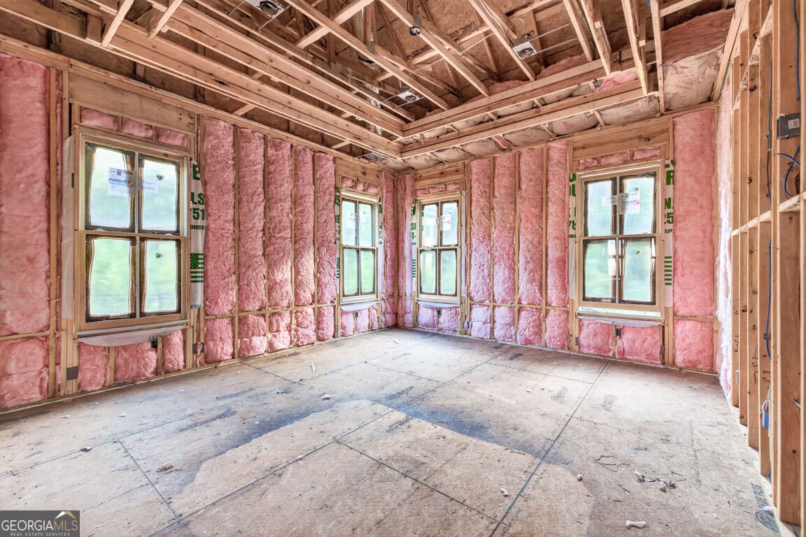 4 bedroom, 3.5 bathroom, 3,582 sq ft single family residence for sale at 271 Lake Vista Drive, Statham, GA 30666 — photo 7