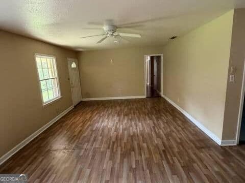 3 bedroom, 1.5 bathroom, 2,133 sq ft single family residence for sale at 3912 Coakley Avenue, Albany, GA 31721 — photo 5