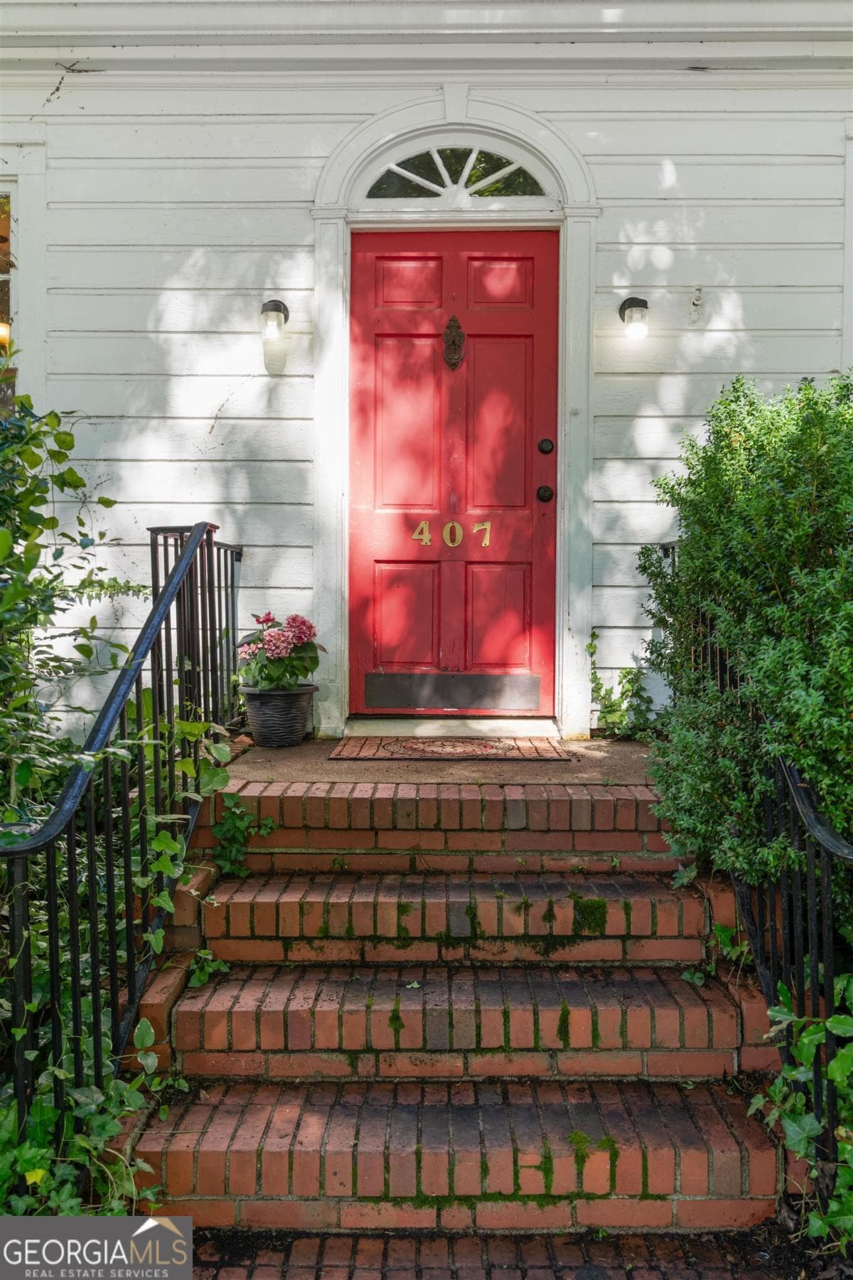 2 bedroom, 2 bathroom, 1,455 sq ft single family residence for sale at 407 S Main Street, Greensboro, GA 30642 — photo 5