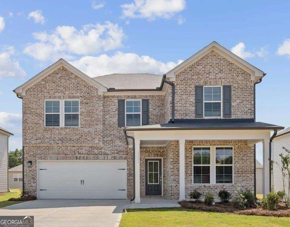 5 bedroom, 4 bathroom, 2,774 sq ft single family residence for sale at 8043 Joyce Way, Fairburn, GA 30213 — photo 2