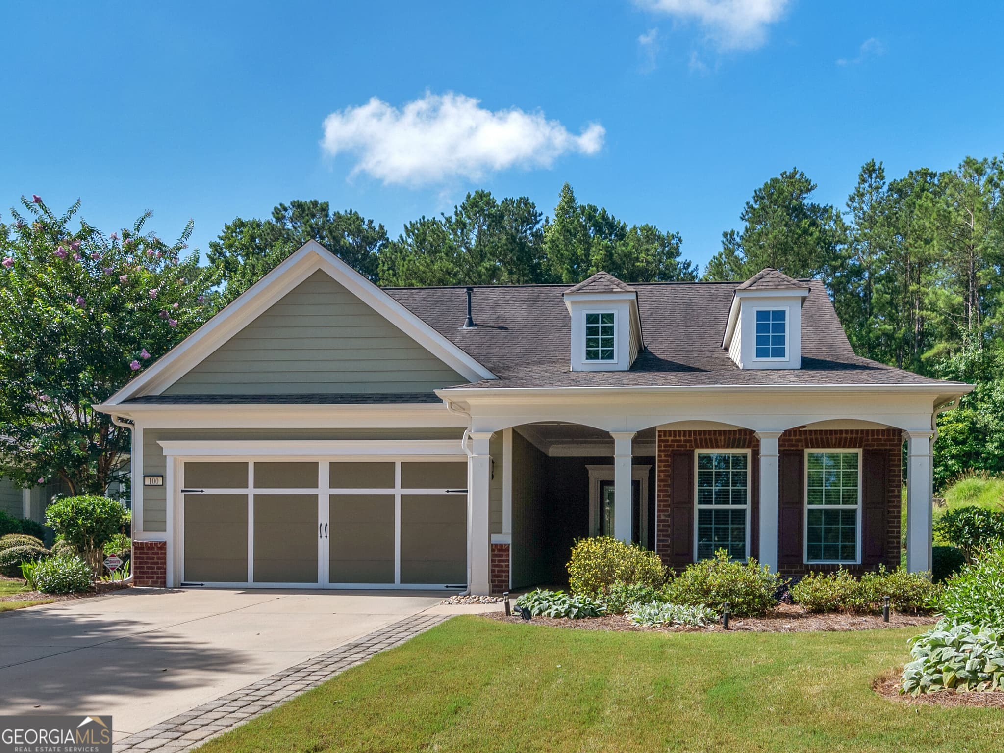 3 bedroom, 3 bathroom, 2,352 sq ft single family residence for sale at 100 Crape Myrtle Drive, Griffin, GA 30223 — photo 2