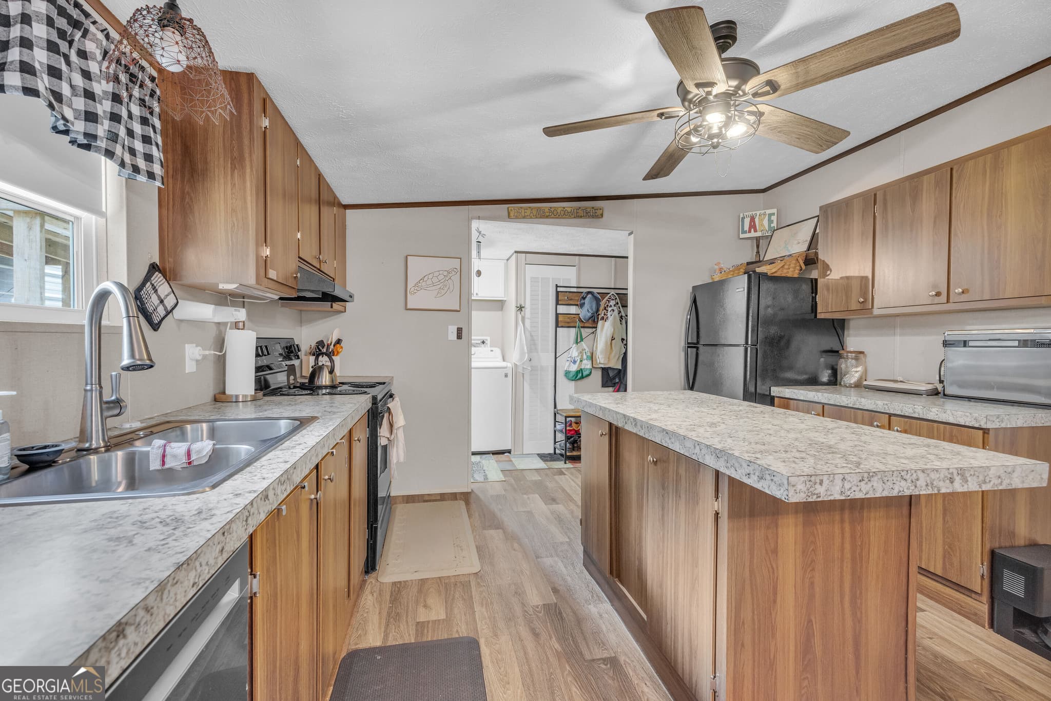 3 bedroom, 2 bathroom, 1,404 sq ft manufactured home,single family residence for sale at 106 Turtle Court, Eatonton, GA 31024 — photo 10