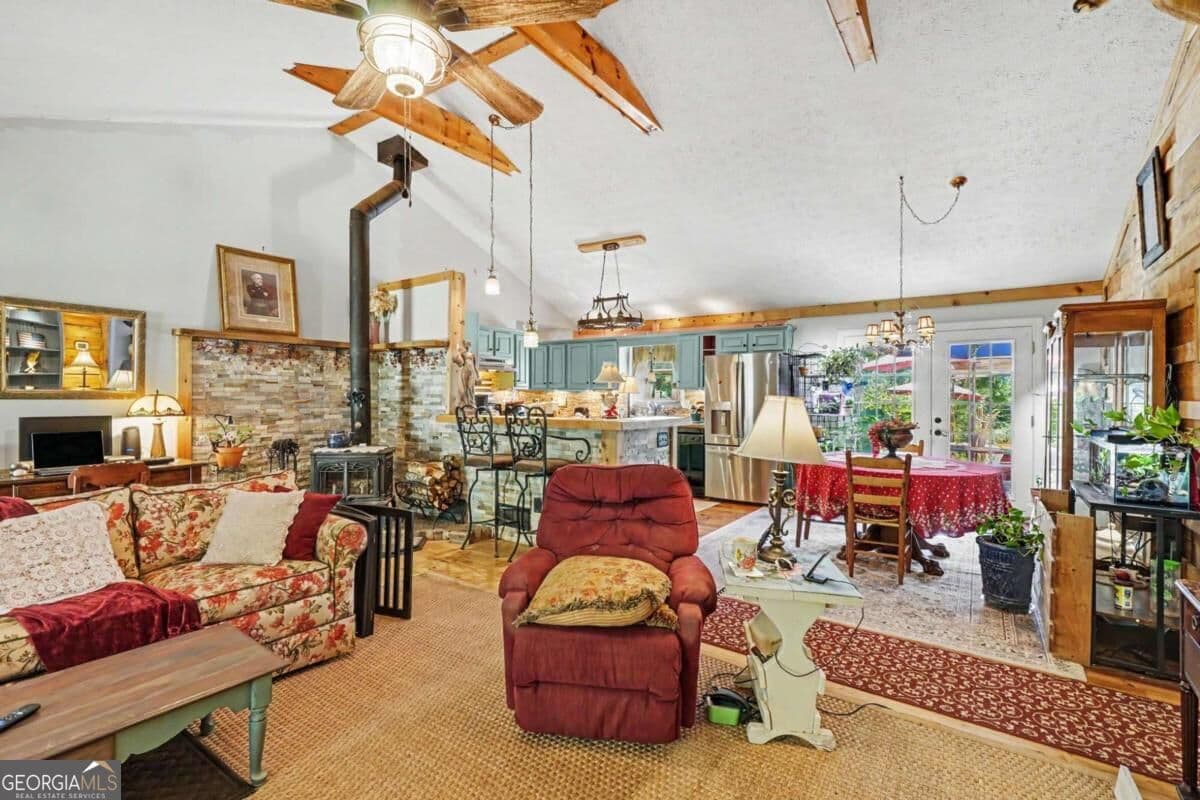 3 bedroom, 2 bathroom, 1,479 sq ft single family residence for sale at 1131 Parks Mill Lane, Buckhead, GA 30625 — photo 2