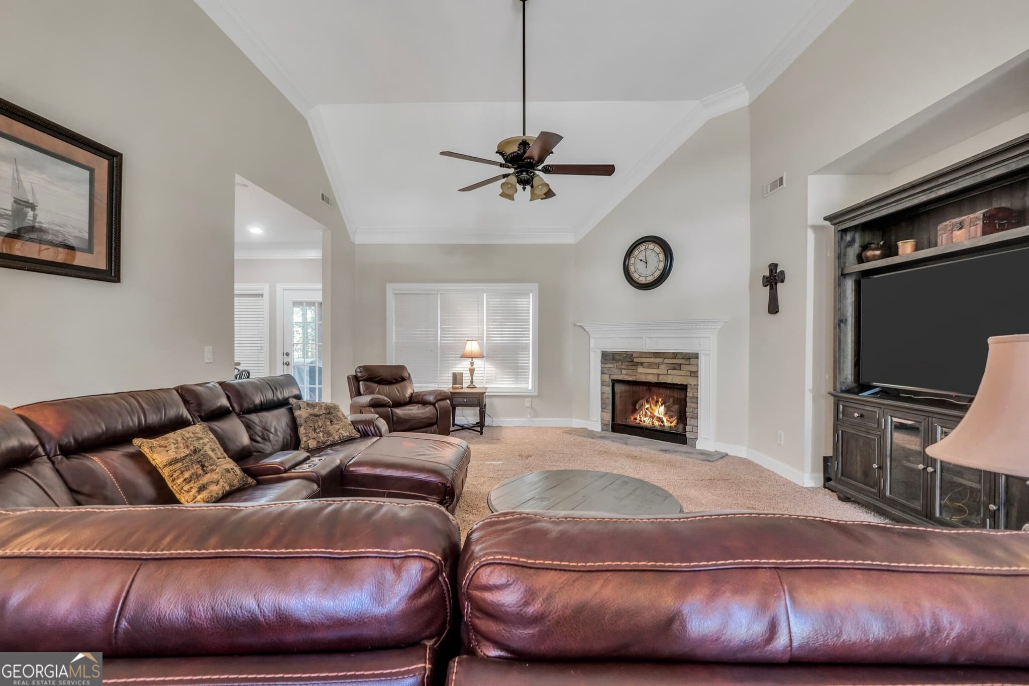 4 bedroom, 3.5 bathroom, 2,462 sq ft single family residence for sale at 1004 Maddox Court, Griffin, GA 30224 — photo 6