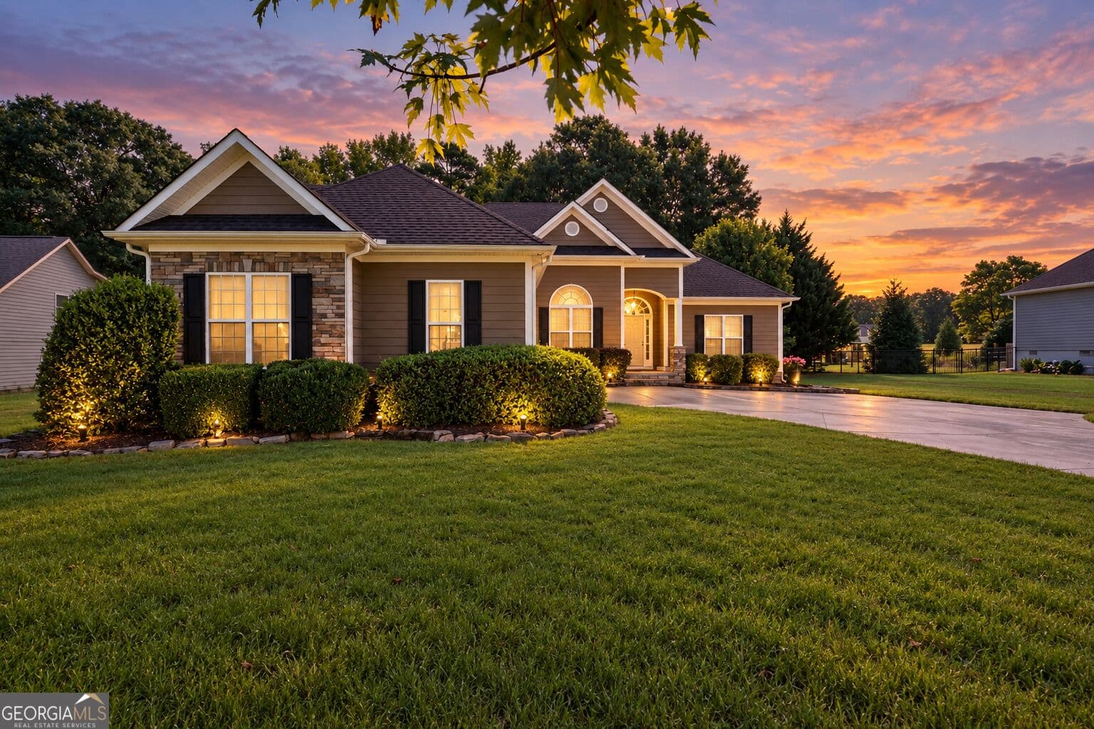 4 bedroom, 3.5 bathroom, 2,462 sq ft single family residence for sale at 1004 Maddox Court, Griffin, GA 30224