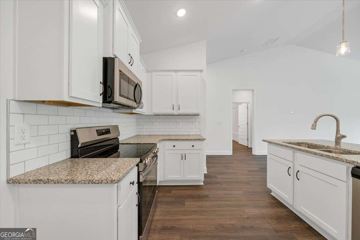 4 bedroom, 2 bathroom, 2,100 sq ft single family residence for sale at 305 Angela Avenue LOT 07, Bowdon, GA 30108 — photo 5
