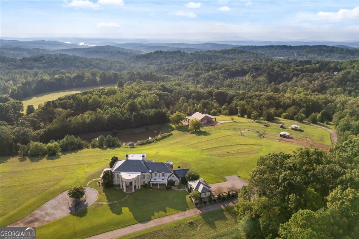 5 bedroom, 4.5 bathroom, 8,300 sq ft single family residence for sale at 2956 Walhalla Hwy, Six Mile, SC 29682 — photo 10