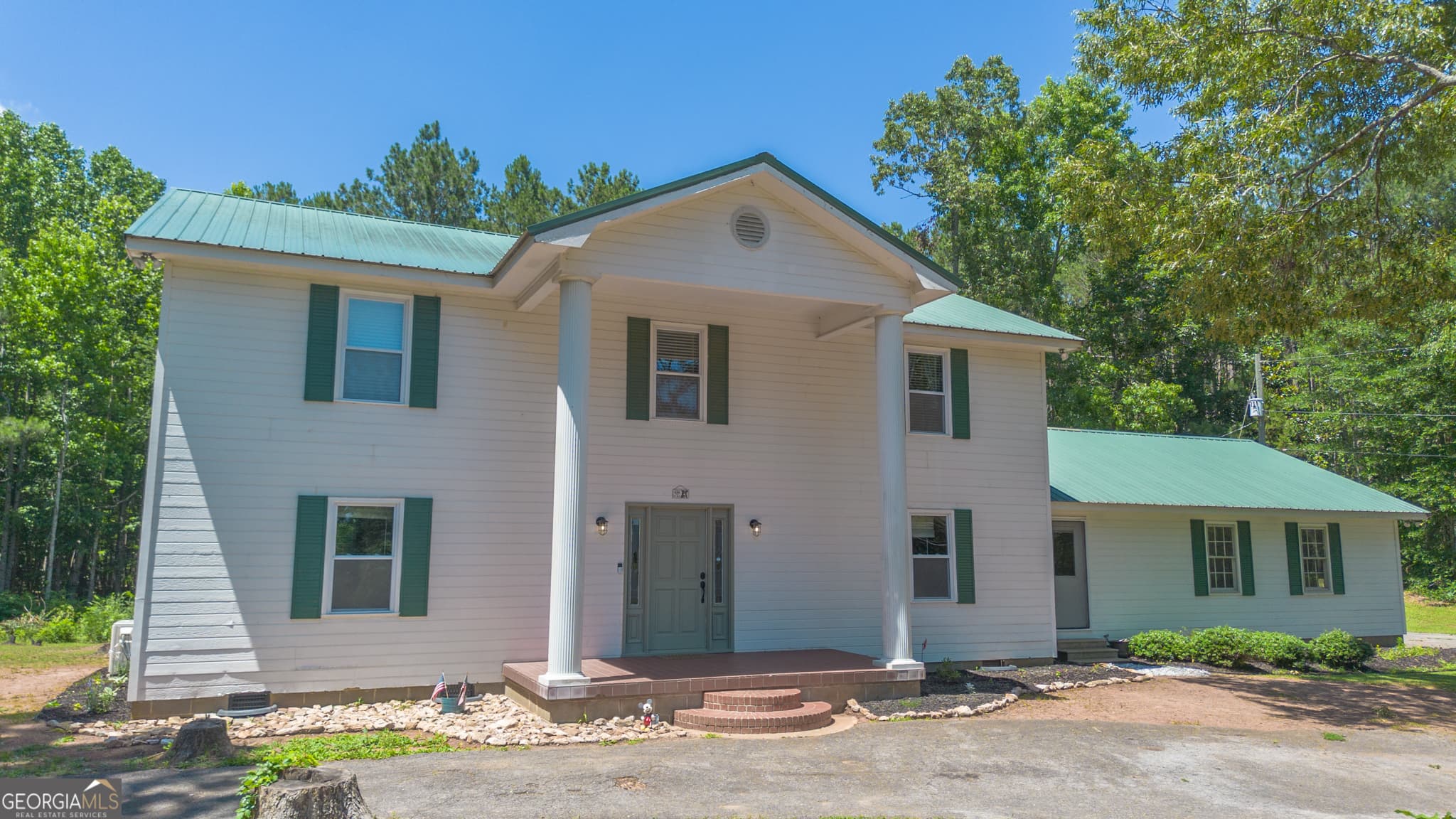 4 bedroom, 2 bathroom, 3,192 sq ft single family residence for sale at 84791 Highway 9, Ashland, AL 36251 — photo 2