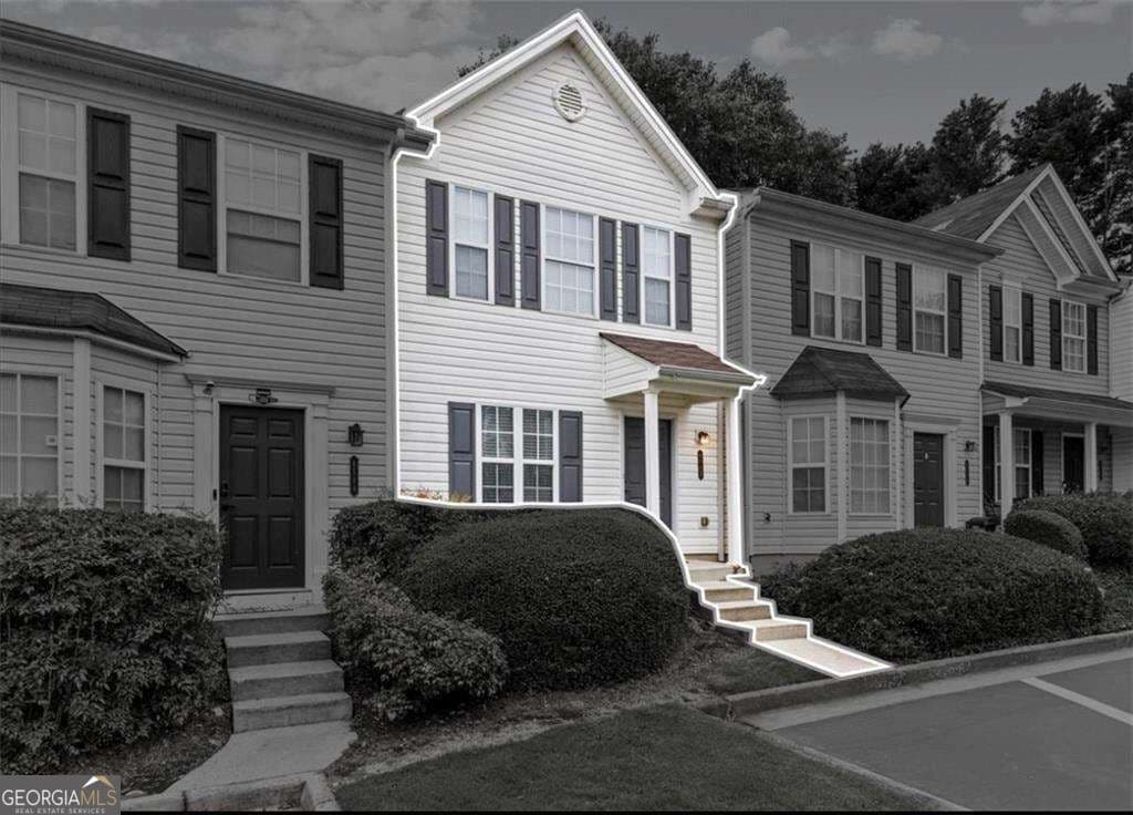 2 bedroom, 2.5 bathroom townhouse for rent at 6582 Arbor Gate Drive 6, Mableton, GA 30126 for $1,900 a month — photo 2