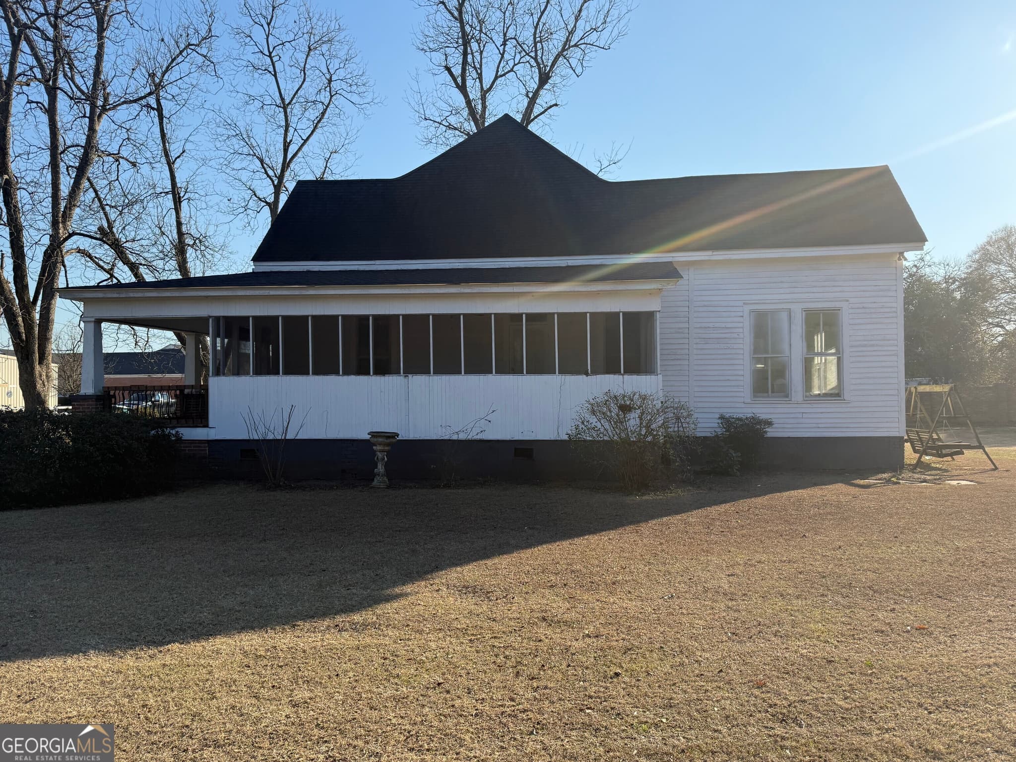 2 bedroom, 1 bathroom, 1,462 sq ft single family residence for sale at 315 Pine Avenue, Pinehurst, GA 31070 — photo 4