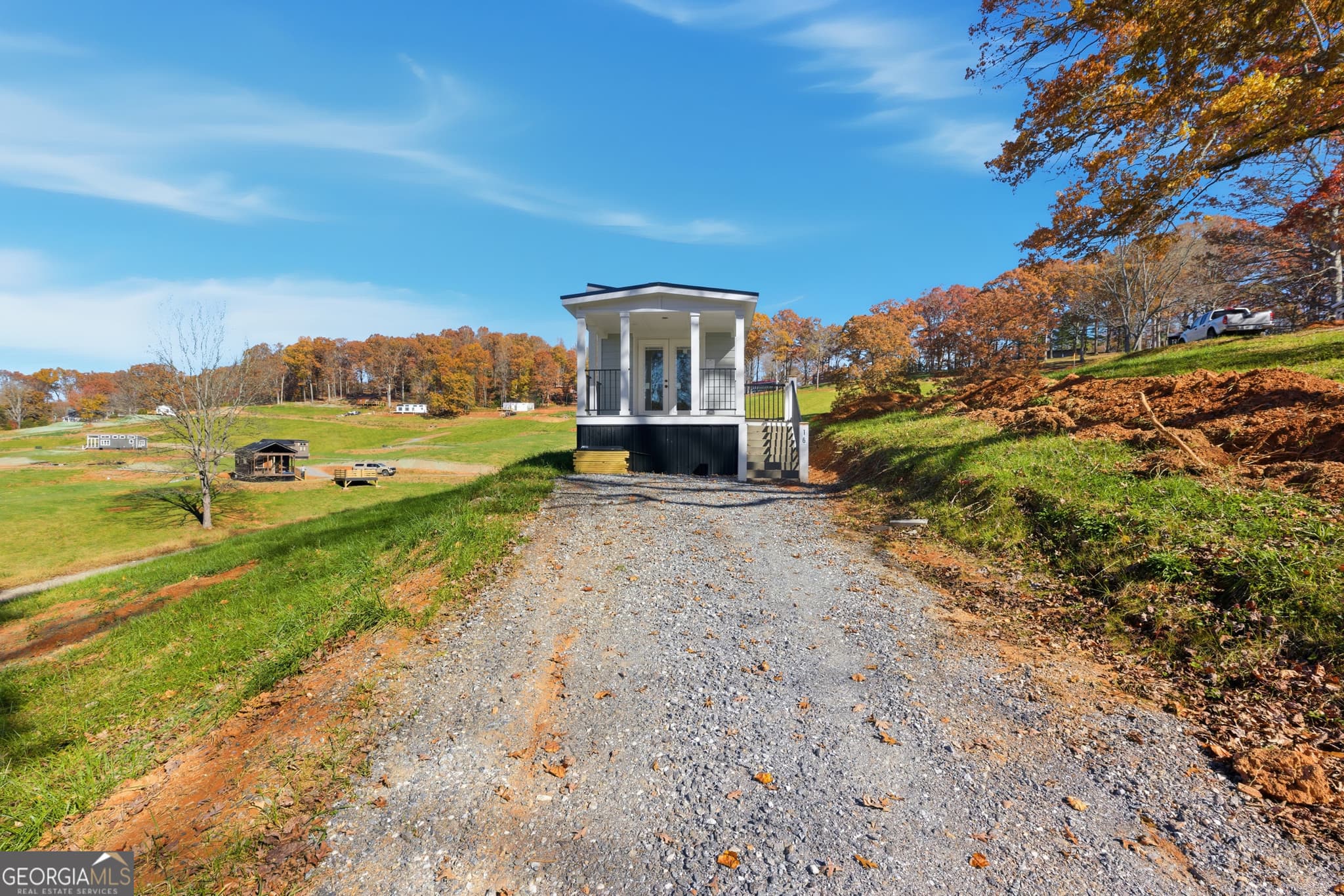 1 bedroom, 1 bathroom, 397 sq ft manufactured home,single family residence sold at 527 Saunders Road LOT 29, Franklin, NC 28734