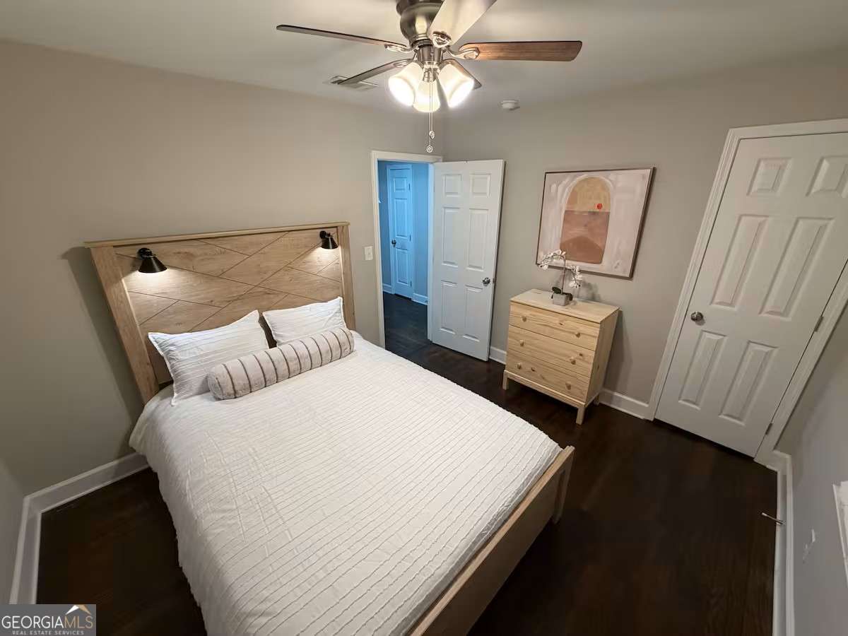 3 bedroom, 2 bathroom, 1,329 sq ft single family residence for sale at 2301 Amber Way, Decatur, GA 30032 — photo 9