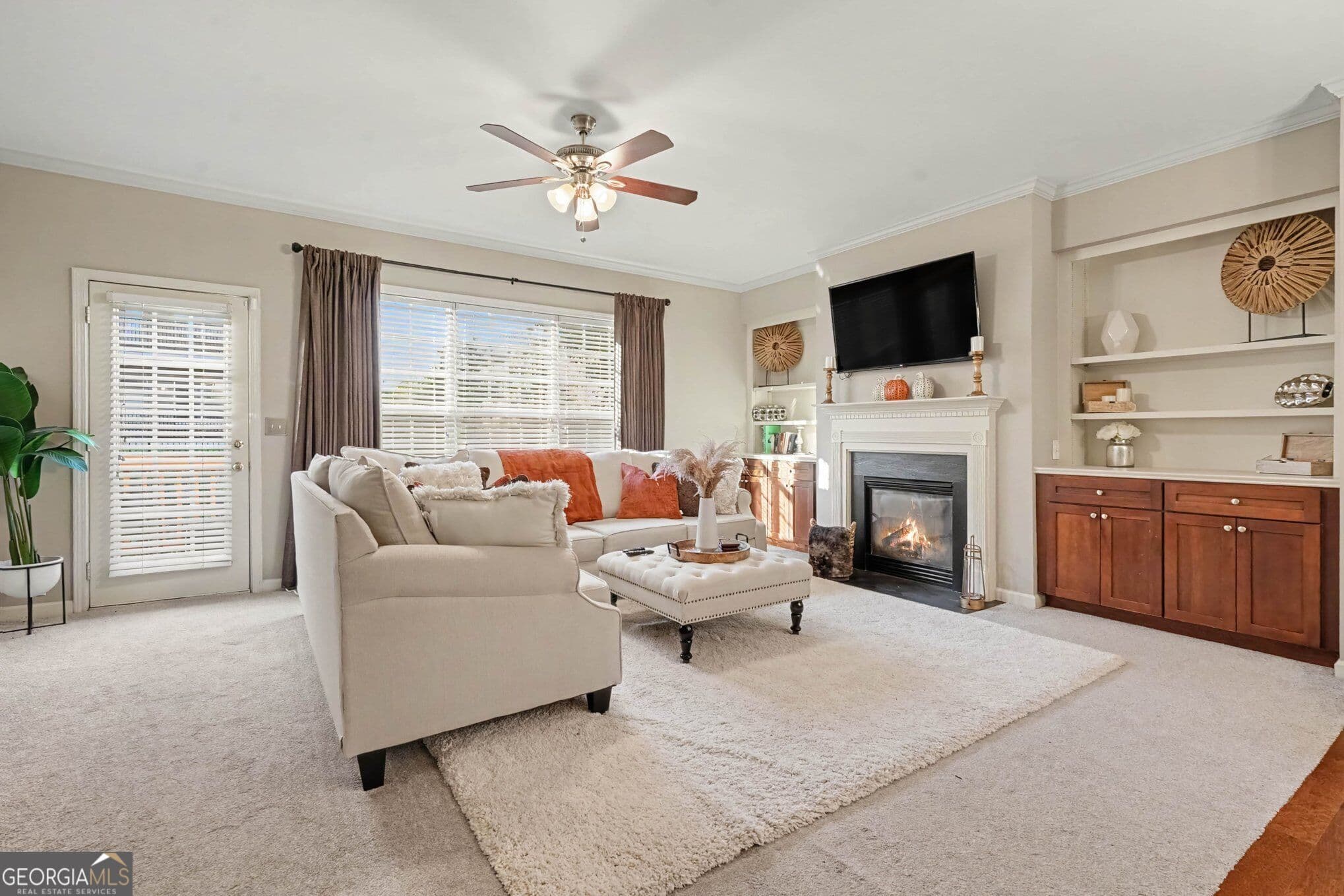 3 bedroom, 3 bathroom, 2,994 sq ft townhouse for sale at 1870 Appaloosa Mill Court, Buford, GA 30519 — photo 3