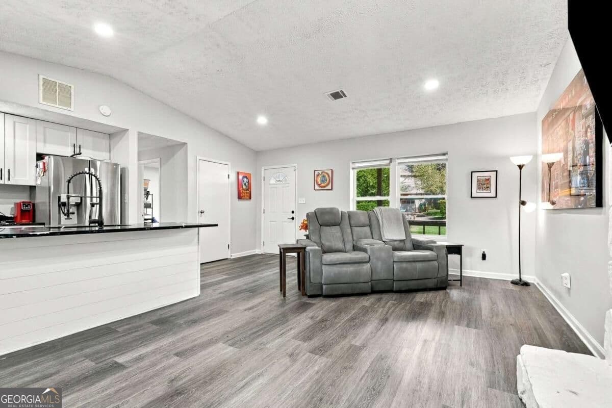 3 bedroom, 2 bathroom, 1,188 sq ft single family residence for sale at 1262 Muirforest Lane, Stone Mountain, GA 30088 — photo 10