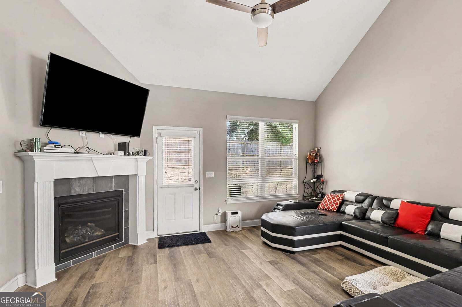 4 bedroom, 2.5 bathroom, 2,311 sq ft single family residence for sale at 572 Sprayberry Drive, Stockbridge, GA 30281 — photo 6