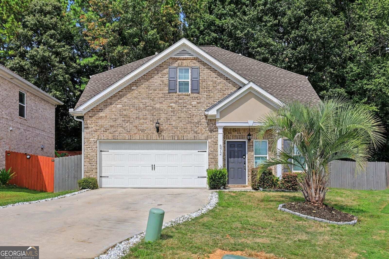 4 bedroom, 2.5 bathroom, 2,311 sq ft single family residence for sale at 572 Sprayberry Drive, Stockbridge, GA 30281 — photo 3