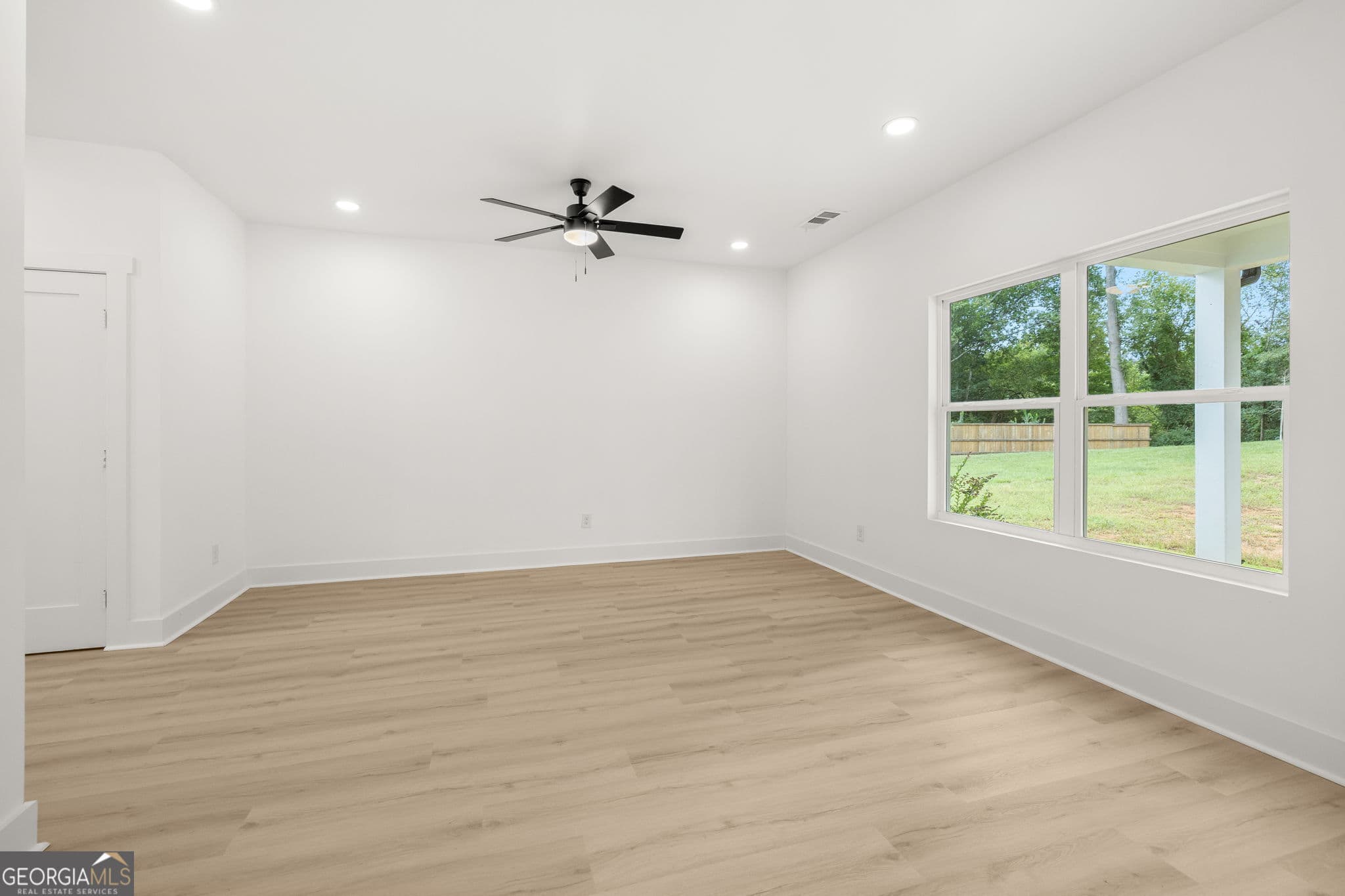 4 bedroom, 2.5 bathroom, 1,750 sq ft single family residence for sale at 176 Llewellyn Street, Clarkesville, GA 30523 — photo 10